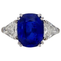 Bague en saphir birman bleu royal non rehaussé et diamants de 7,23 carats, années 1960