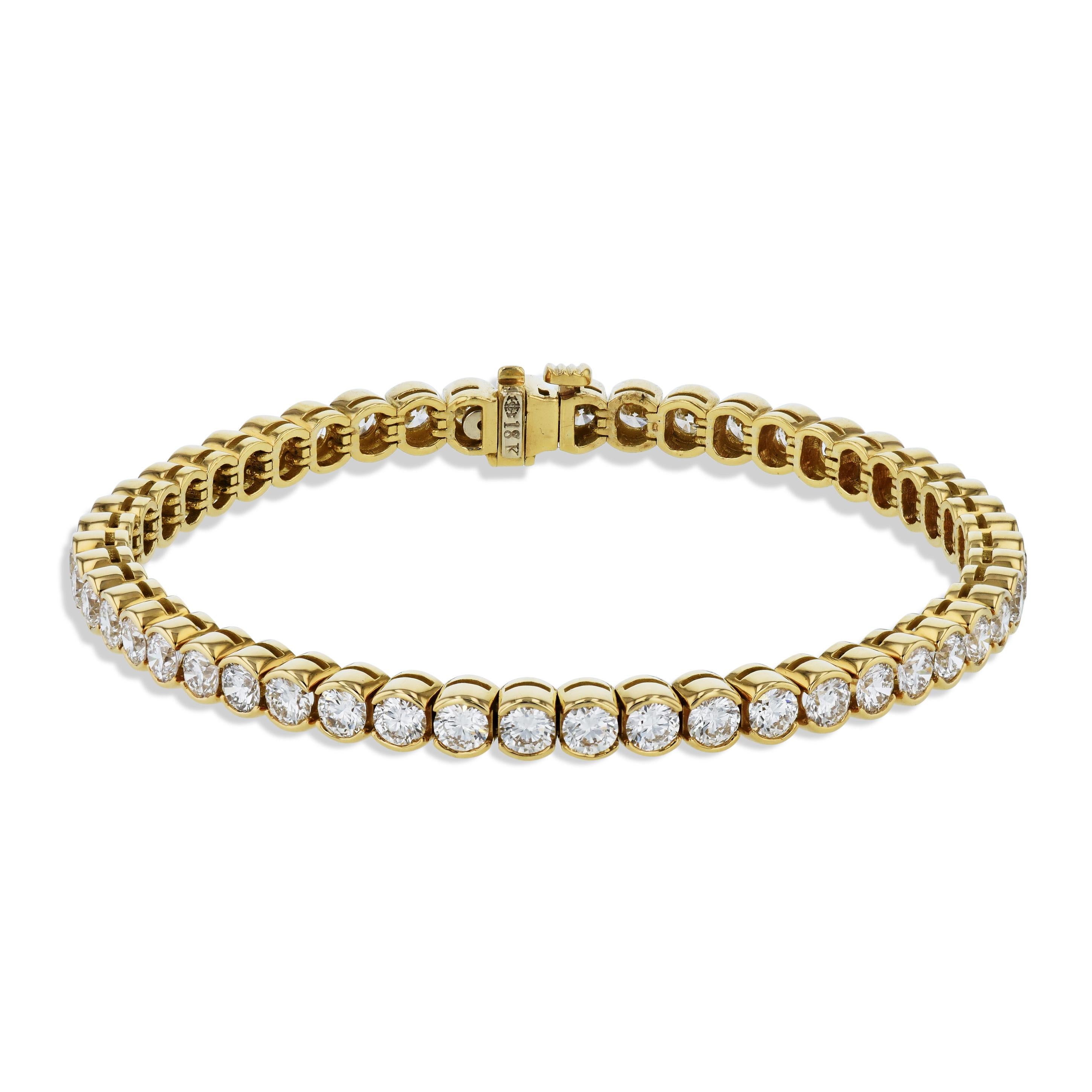 7.24 Carat Diamond Yellow Gold Tennis Bracelet Handmade  In New Condition For Sale In Miami, FL