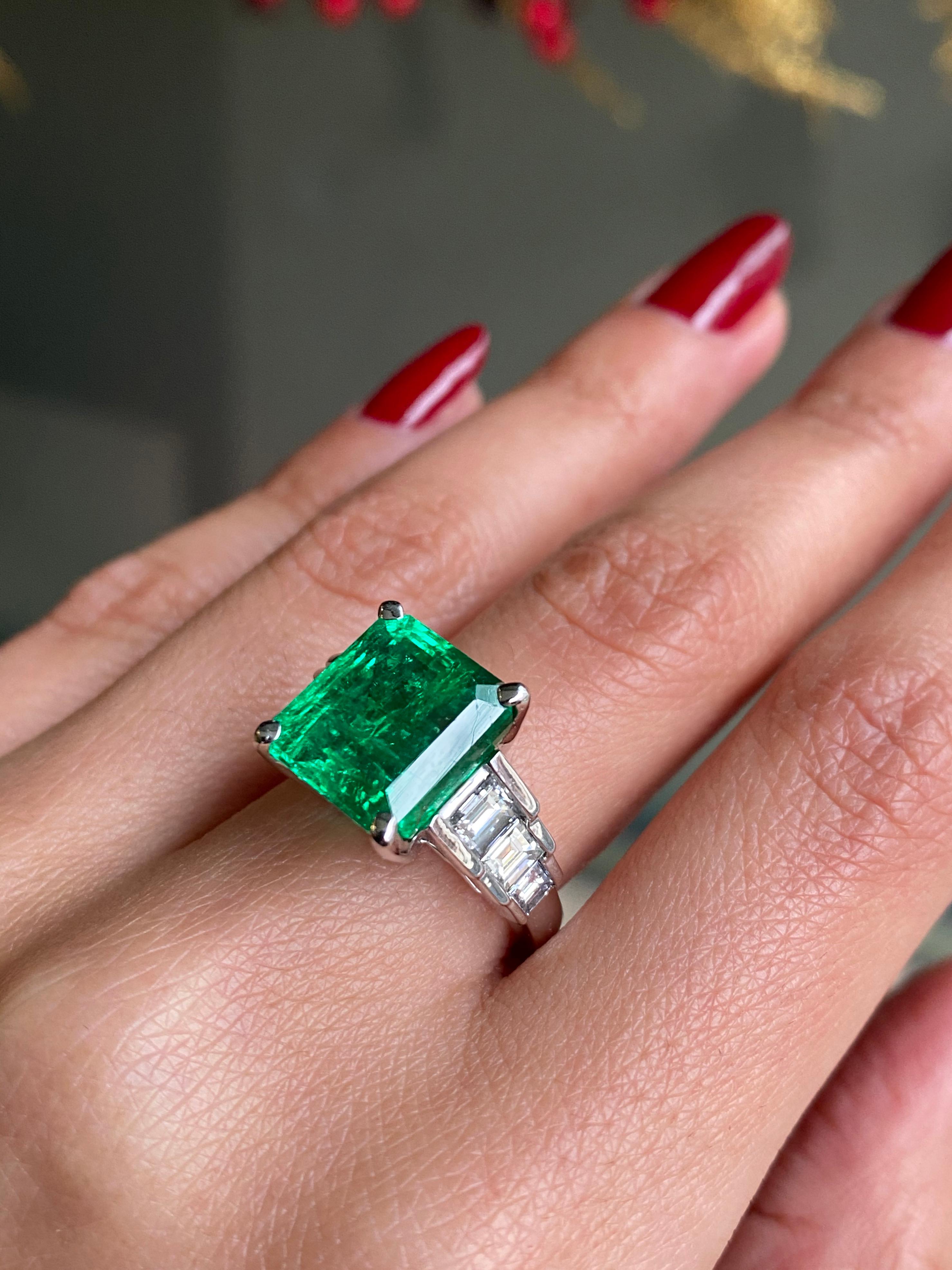 Emerald Cut 7.24ct Emerald and Diamond 18 Carat White Gold Engagement Ring For Sale