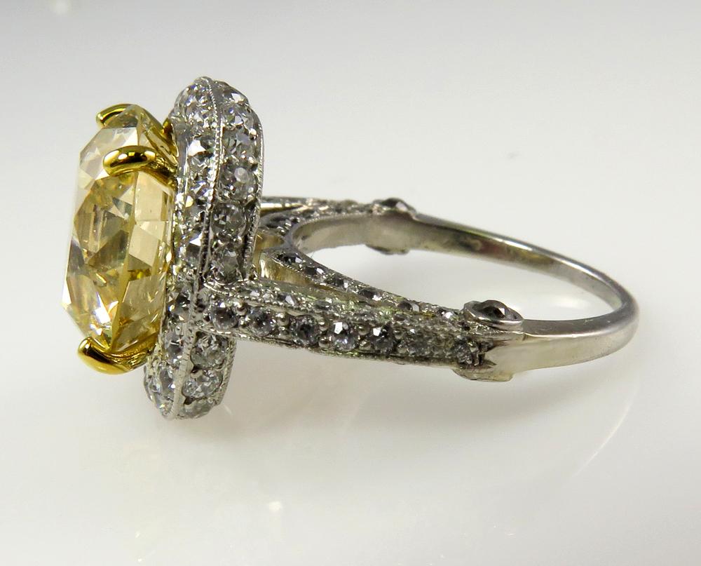 7.24 Carat Estate Fancy Yellow Round Diamond Wedding Plat Ring EGL, USA In Good Condition In New York, NY