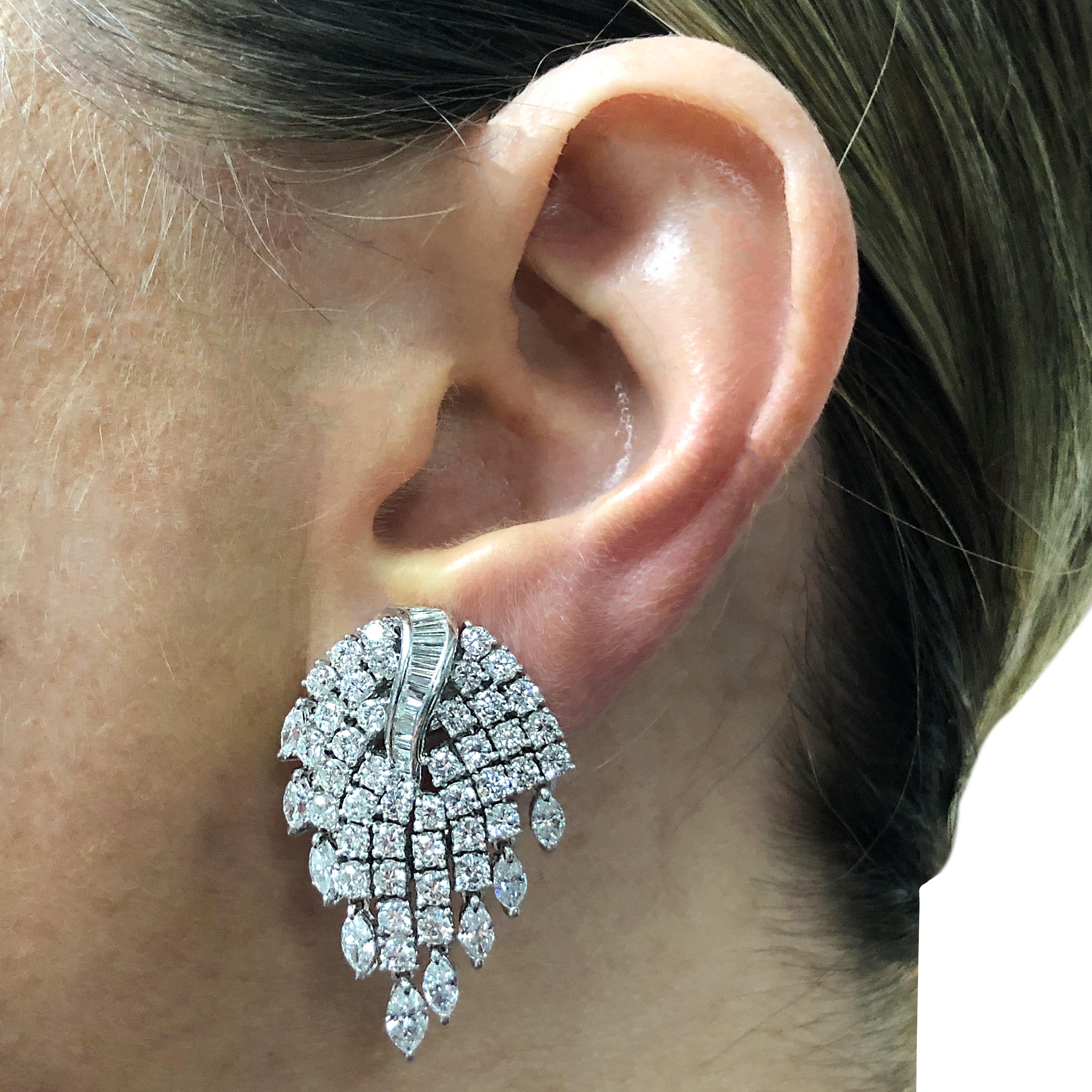 7.25 Carat Diamond Dangle Earrings In Excellent Condition In Miami, FL