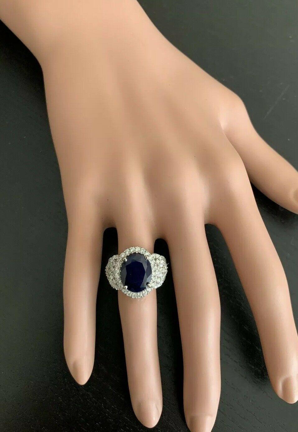 7.25 Carat Exquisite Natural Blue Sapphire and Diamond 14 Karat Solid White Gold For Sale 1