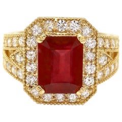 7,25 Karat beeindruckender natürlicher roter Rubin und Diamant 14 Karat Gelbgold Ring