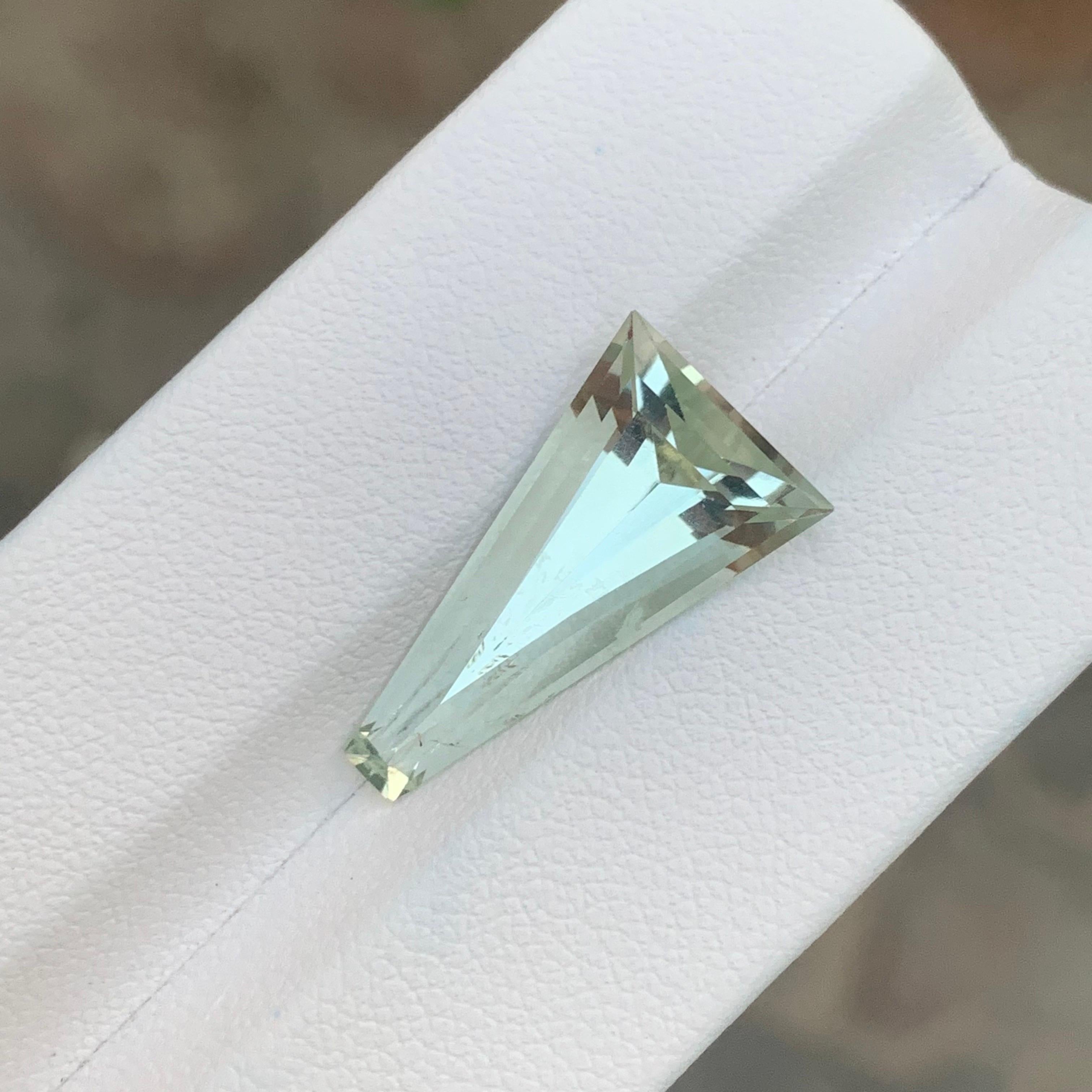 7.25 Carat Natural Loose Green Amethyst \ Prasiolite Long Trillion Shape Gem For Sale 5