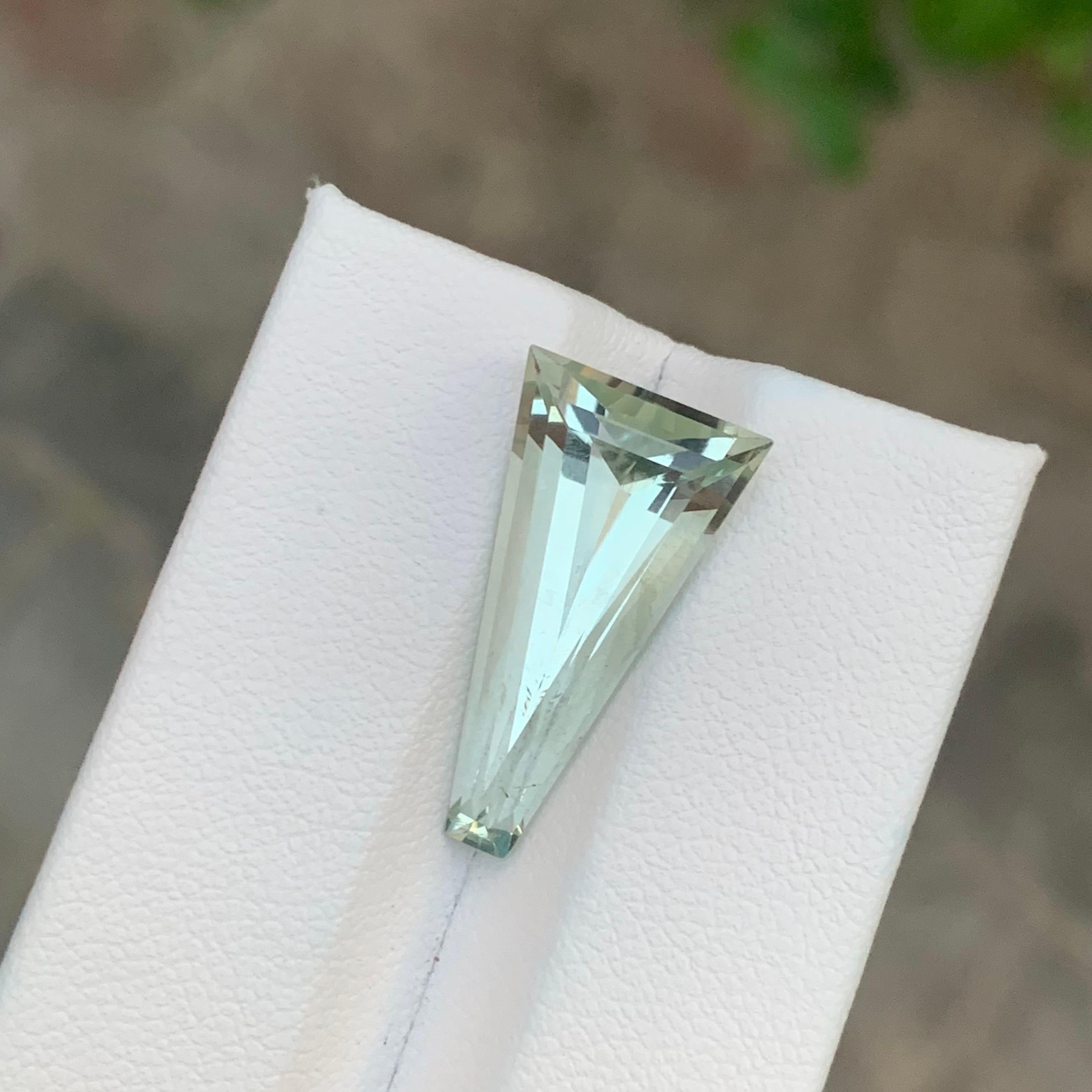 7.25 Carat Natural Loose Green Amethyst \ Prasiolite Long Trillion Shape Gem For Sale 3