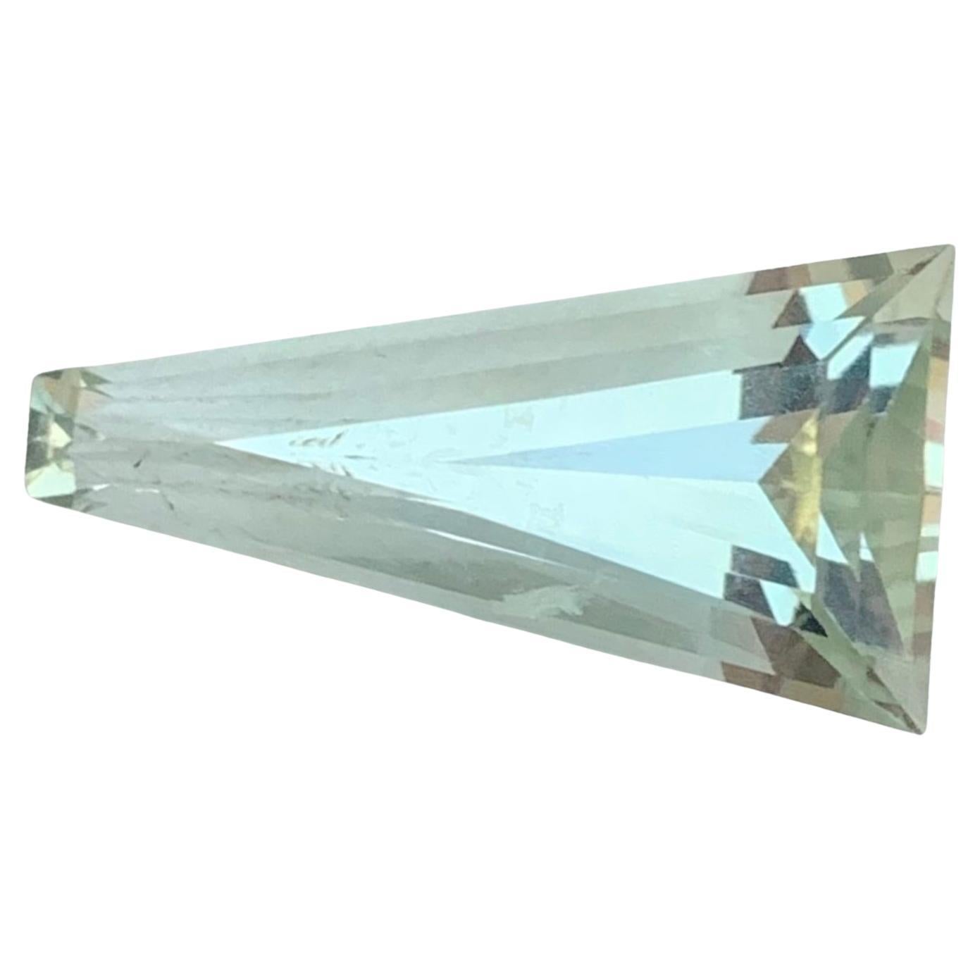 7.25 Carat Natural Loose Green Amethyst \ Prasiolite Long Trillion Shape Gem For Sale