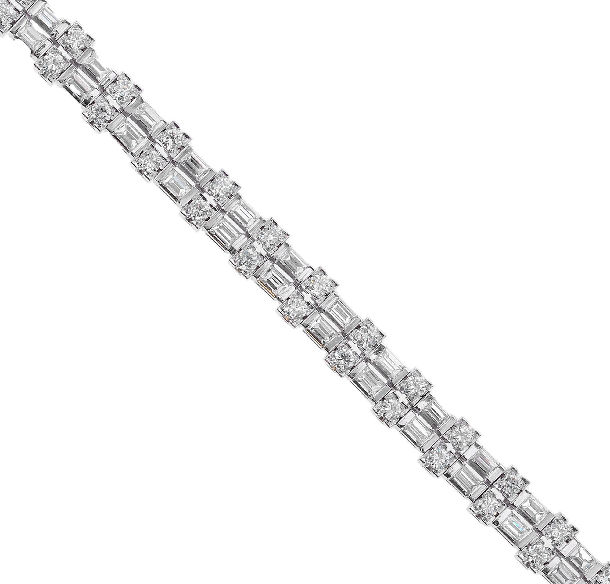 Baguette Cut 7.25 Carat Round Baguette Diamond Platinum Bracelet For Sale