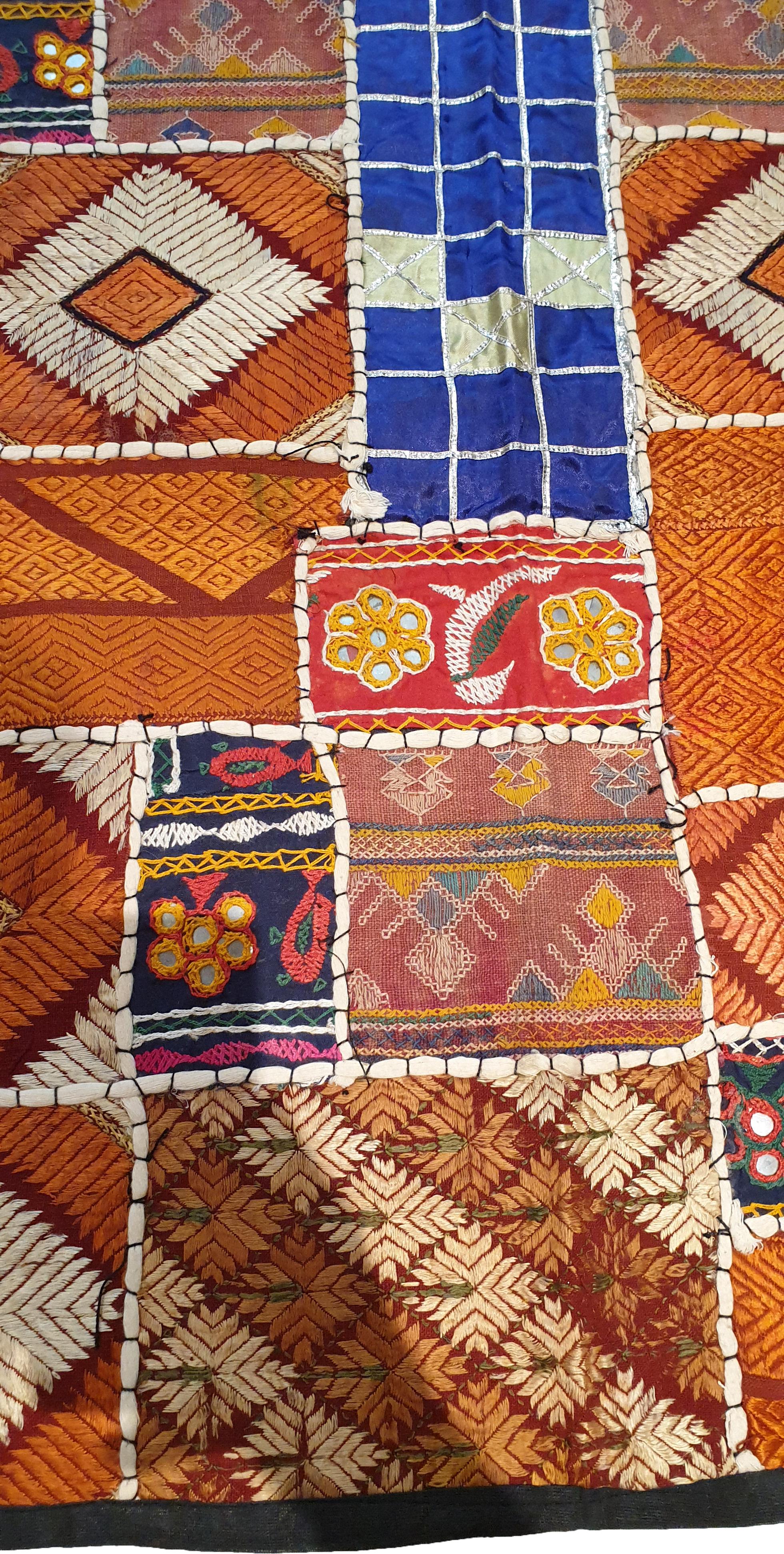 Indien 725, Très beau patchwork de textiles indiens du 20ème siècle en vente