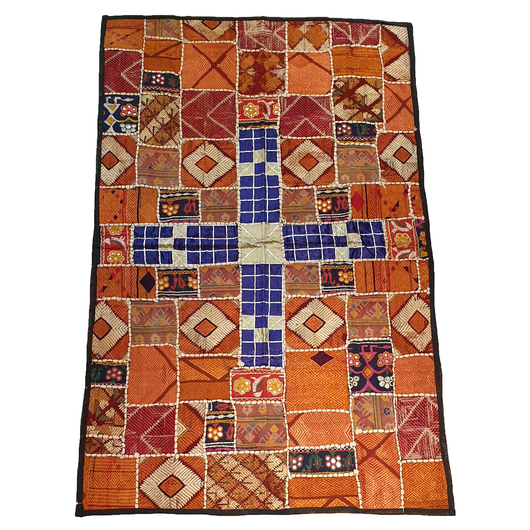 725, Très beau patchwork de textiles indiens du 20ème siècle en vente