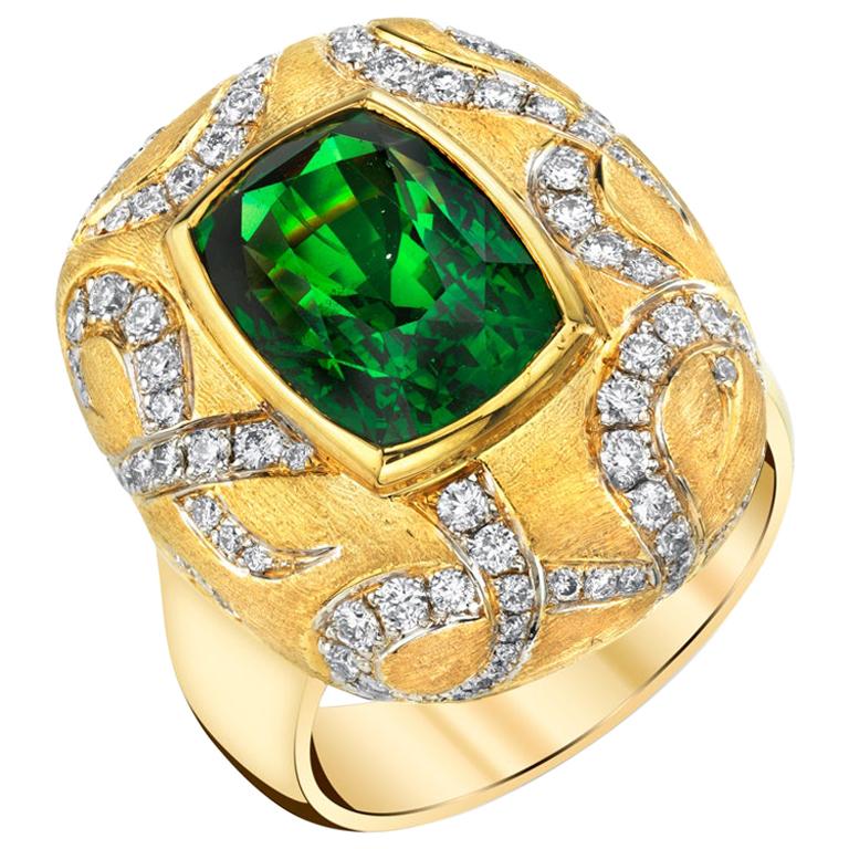 7.26 ct. Tsavorite Garnet, Diamond 18k Yellow Gold Bezel Set Handmade Dome Ring For Sale