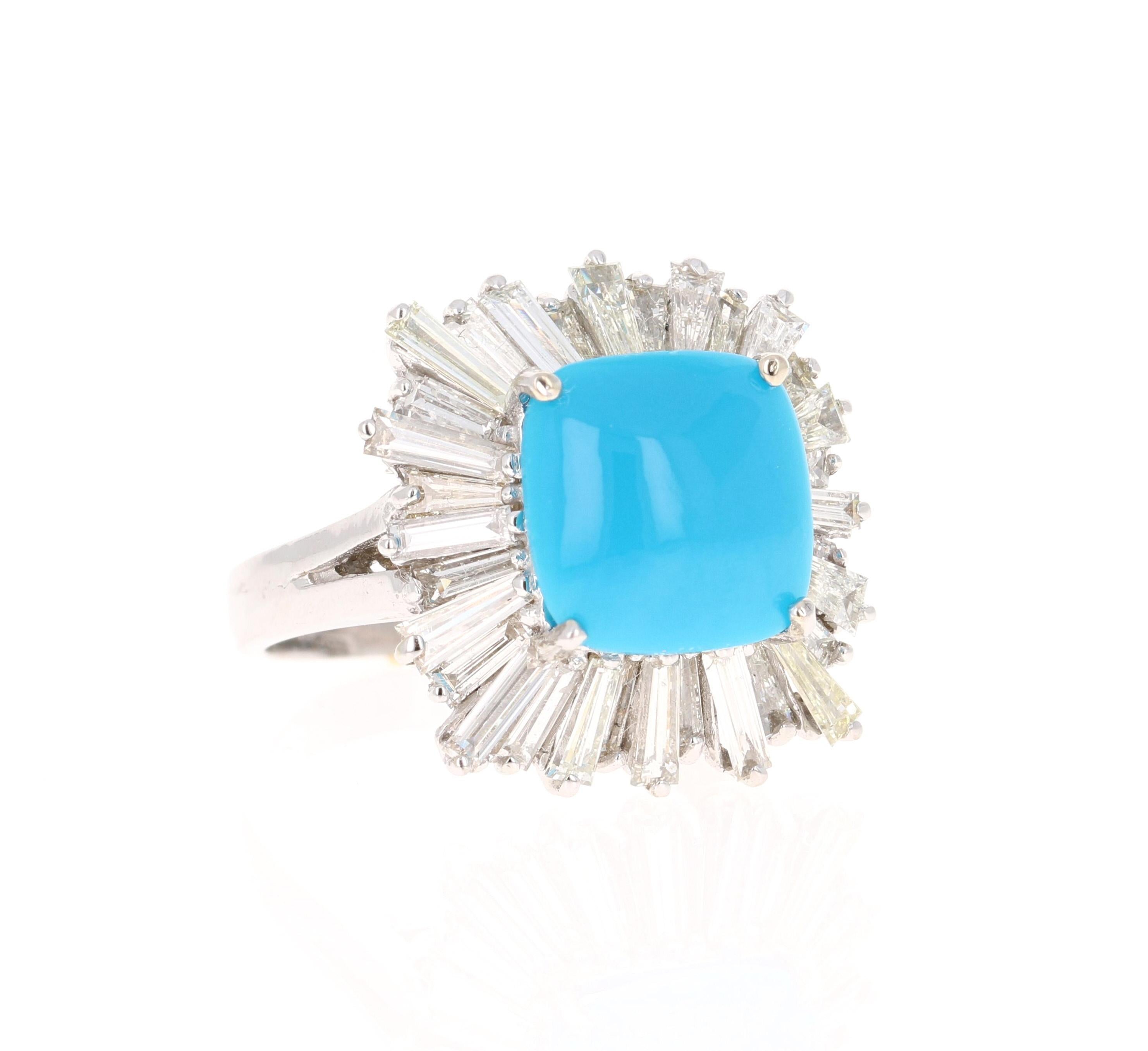 La turquoise taille coussin pèse 4,91 carats et est entourée d'un halo de diamants magnifiquement sertis. 
Il y a 32 diamants taille baguette qui pèsent 2,35 carats (pureté : SI2, couleur : F).
Le poids total en carats de la bague est de 7.26