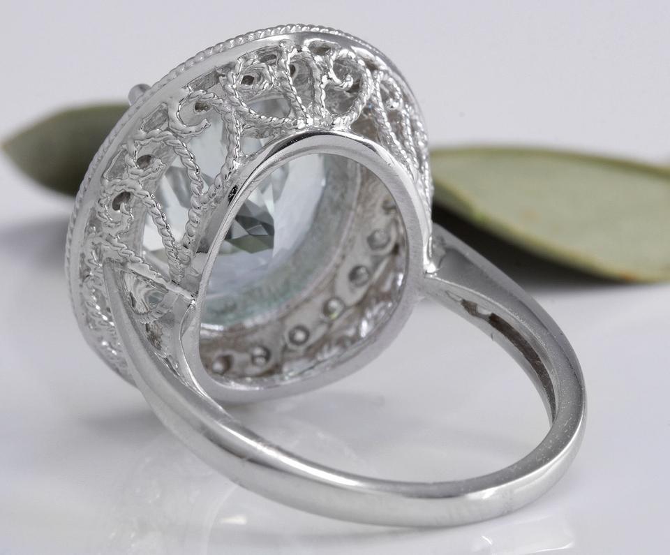 Ring aus 14 Karat massivem Weißgold mit 7,26 Karat natürlichem Aquamarin und Diamant (Rosenschliff) im Angebot