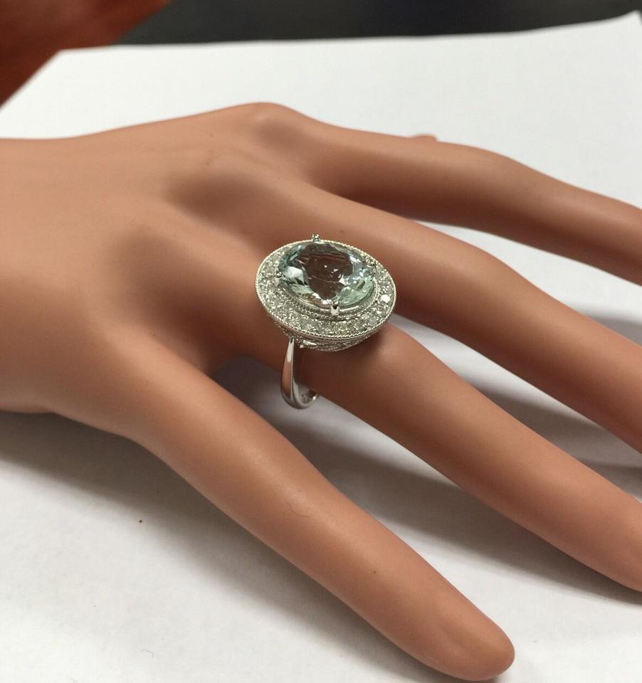 Ring aus 14 Karat massivem Weißgold mit 7,26 Karat natürlichem Aquamarin und Diamant im Angebot 2