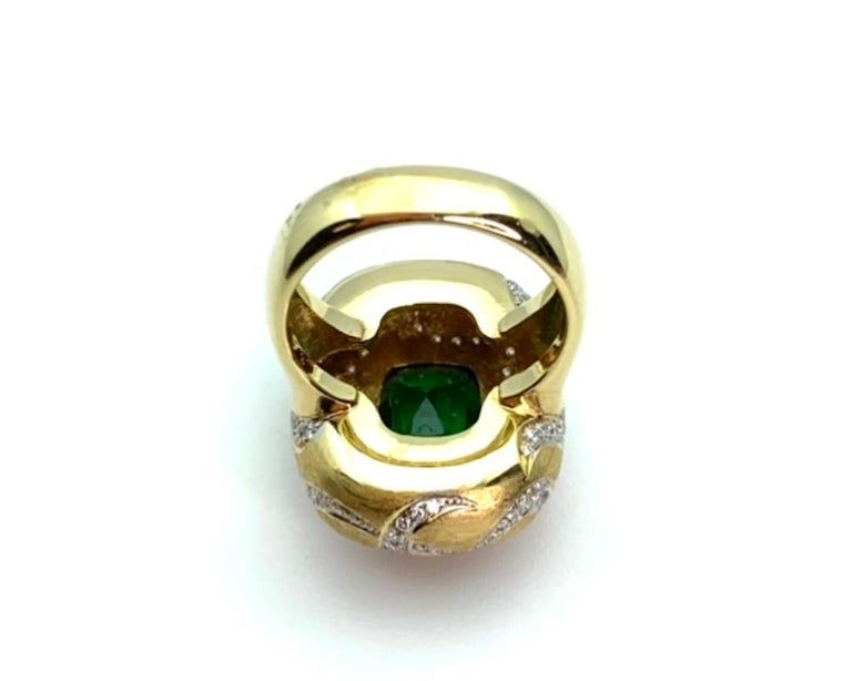 7.26 ct. Tsavorite Garnet, Diamond 18k Yellow Gold Bezel Set Handmade Dome Ring For Sale 4