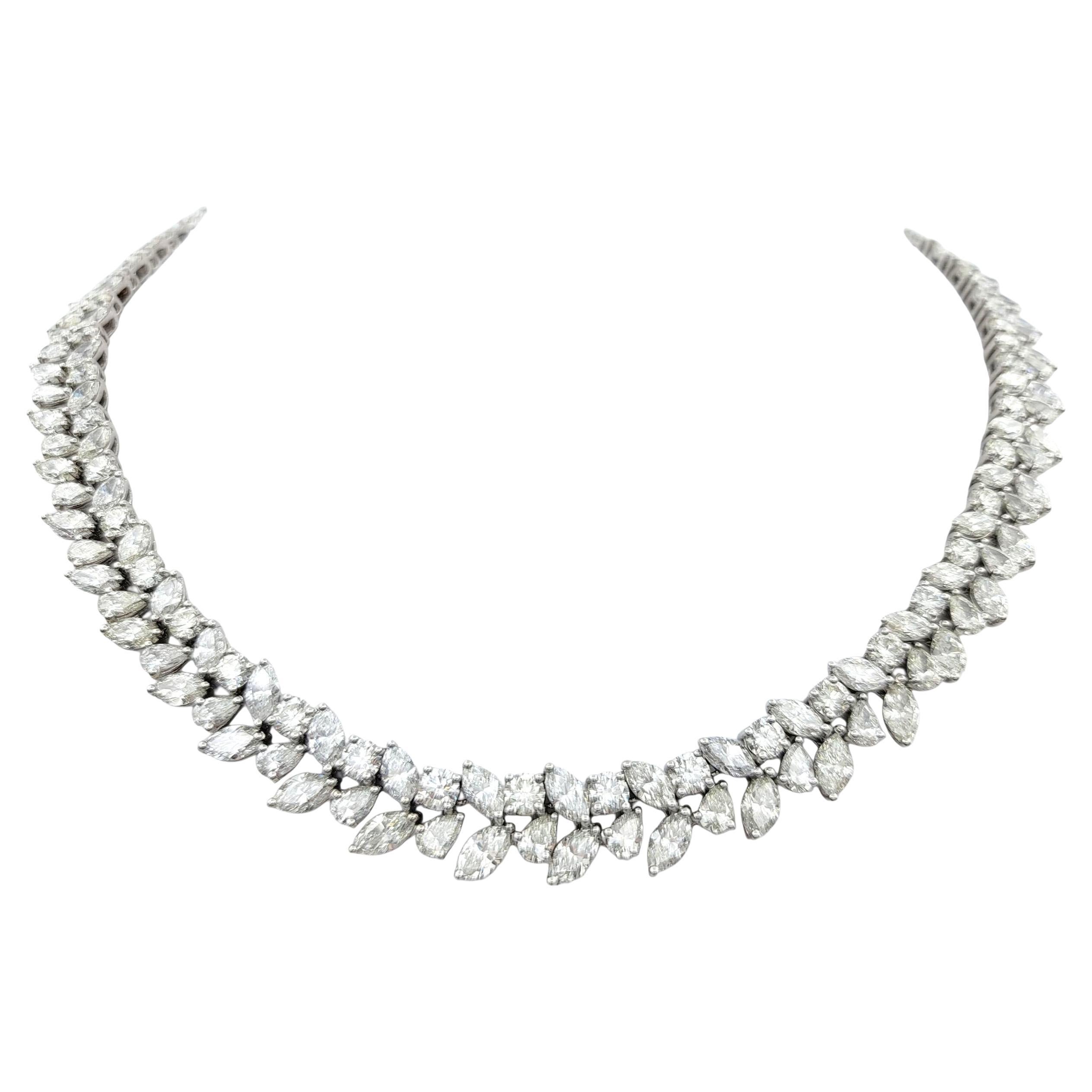 72,66 Karat Rund, Birne & Marquise Diamant Halskette 18 Karat Gold im Angebot