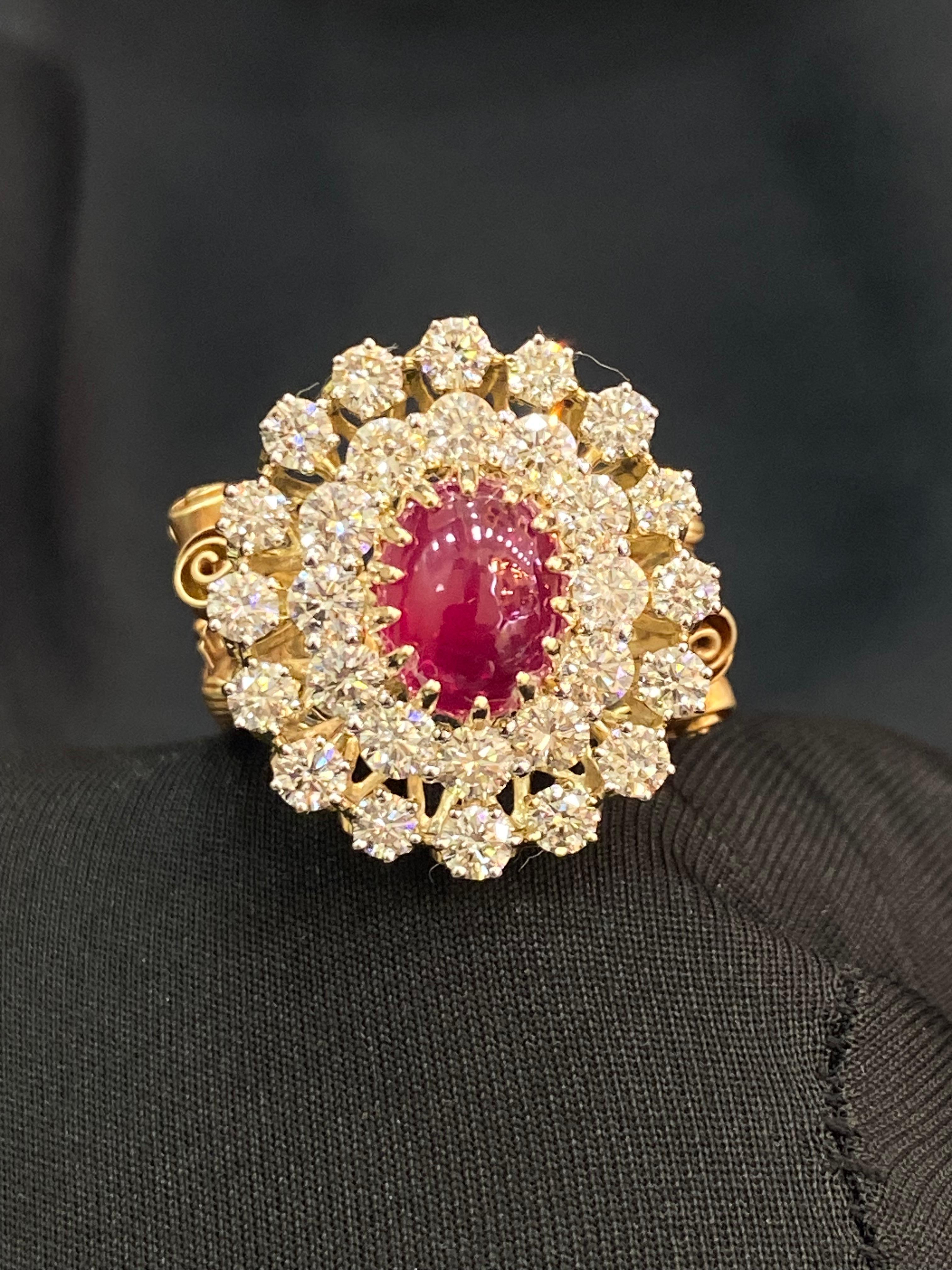 Contemporary 7.27 Cts F/VS1 Round Brilliant Cut Diamonds Ruby Cocktail Ring 14K Yellow Gold For Sale