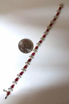 Bracelet tennis en or 18 carats avec grappe de fleurs en diamants et rubis naturels rouges de 7,28 carats