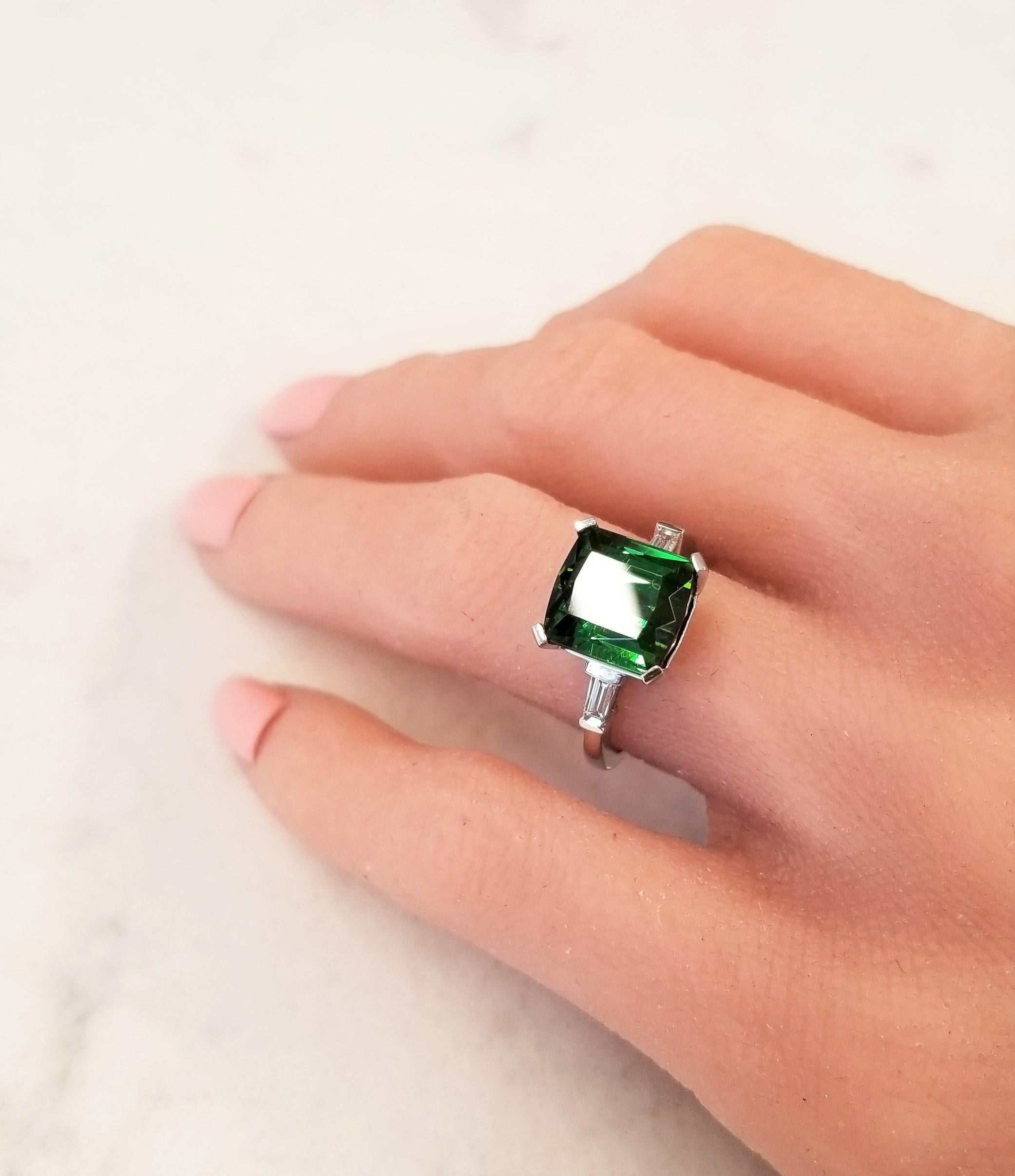 7.28 Carat Square Tourmaline and Diamond Cocktail Ring in 18 Karat White Gold In New Condition In Chicago, IL