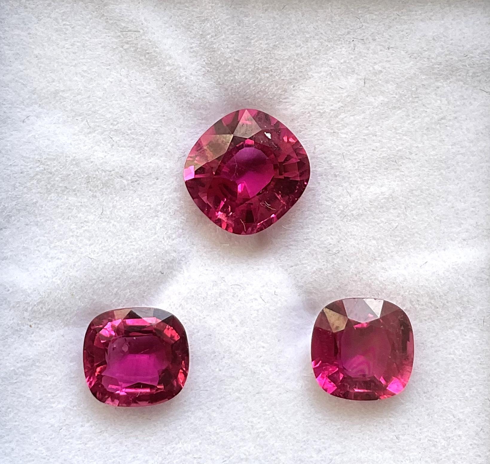 7.28 Carats Rubellite Tourmaline Cushion Cut Stone For Fine Jewelry Natural Gem

Gemstone - Rubellite Tourmaline
Weight - 7.28 Carats
Shape - Cushion 
Size - 8x8-9x9.5 MM
Pieces - 3