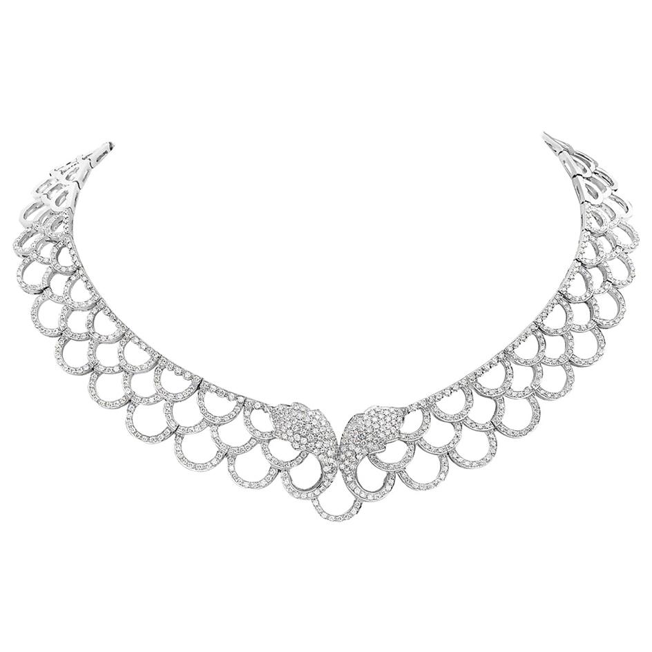 Collier gousset en or blanc 18 carats et diamants de 7,29 carats en vente