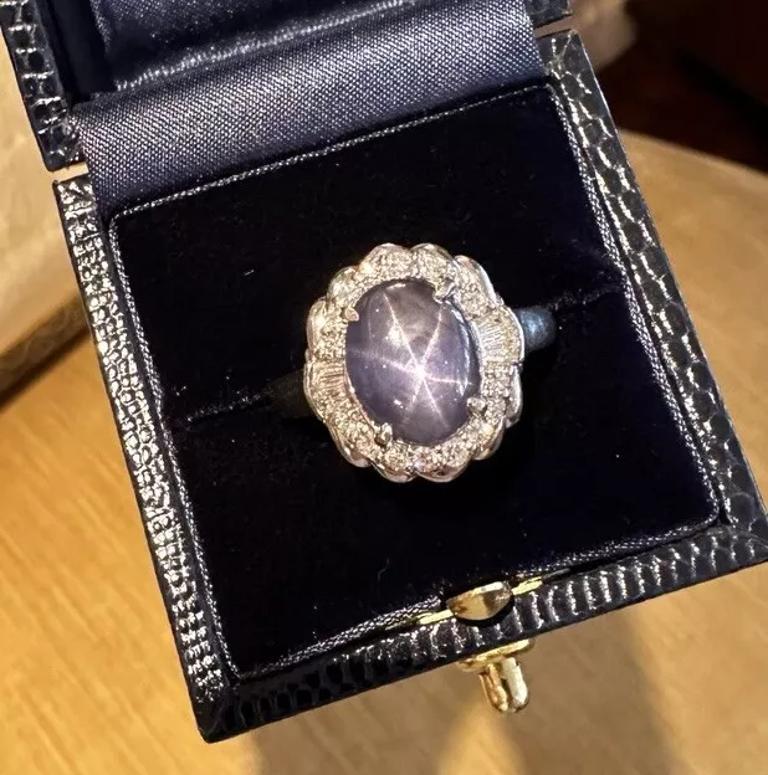 Cabochon 7.29 carat Natural Star Sapphire and Diamond Ring in Platinum For Sale
