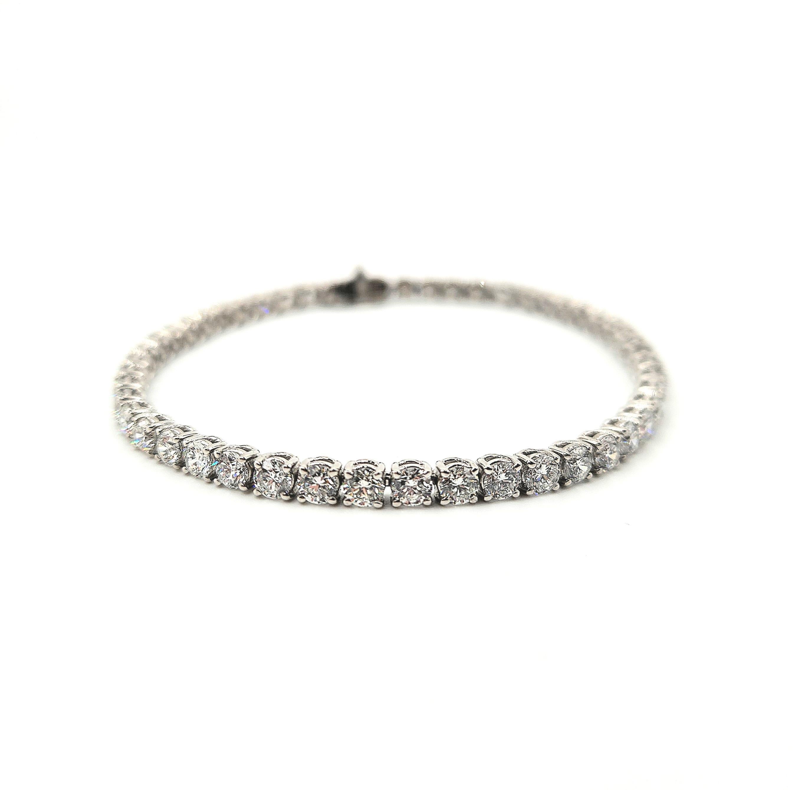 Bracelet de tennis en diamant de 7.29 ct en vente 2