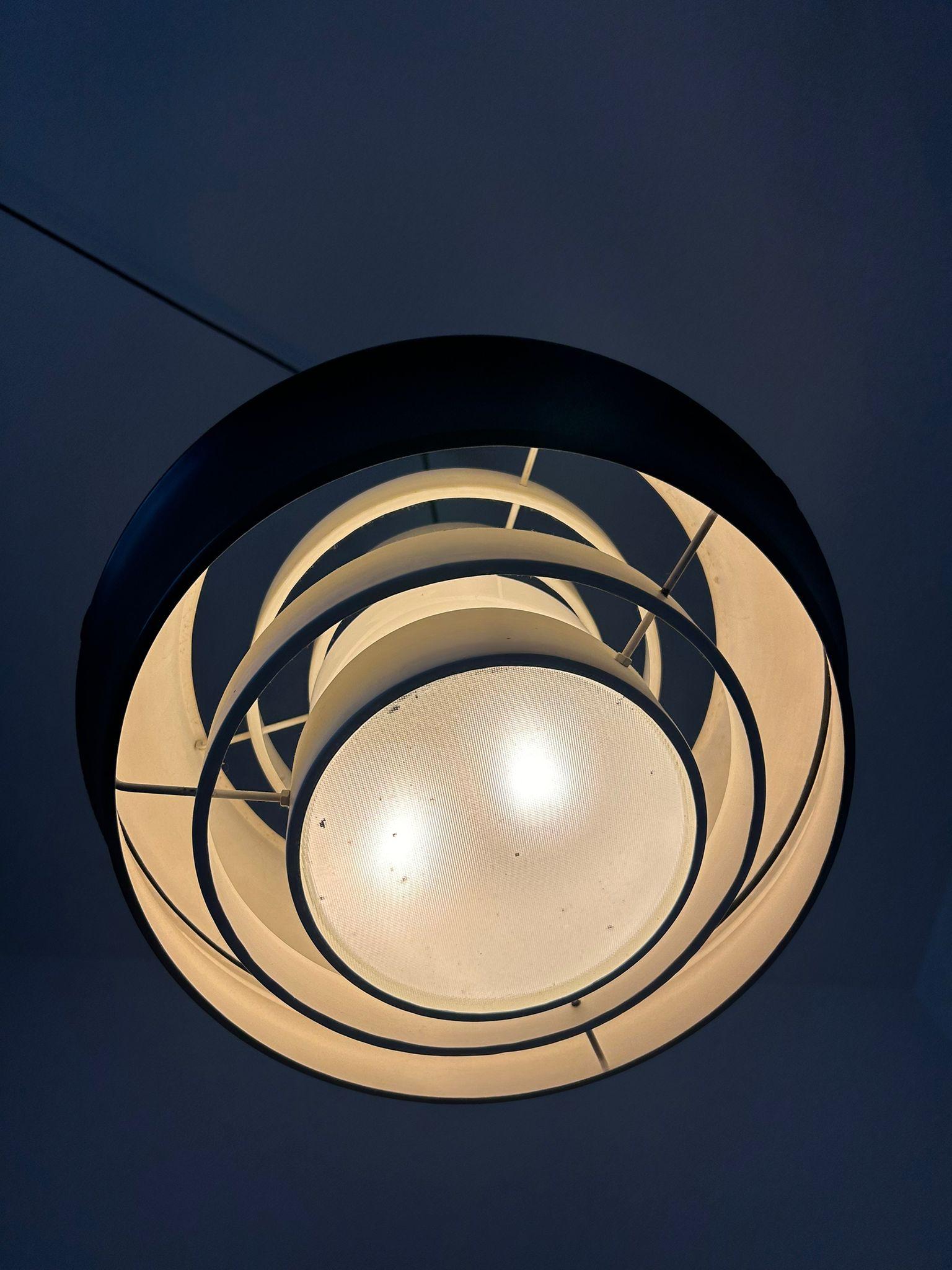 Lampadario a sospensione in metallo Stilnovo di metà secolo, Italia, anni '60 In condizioni buone in vendita a Argelato, BO