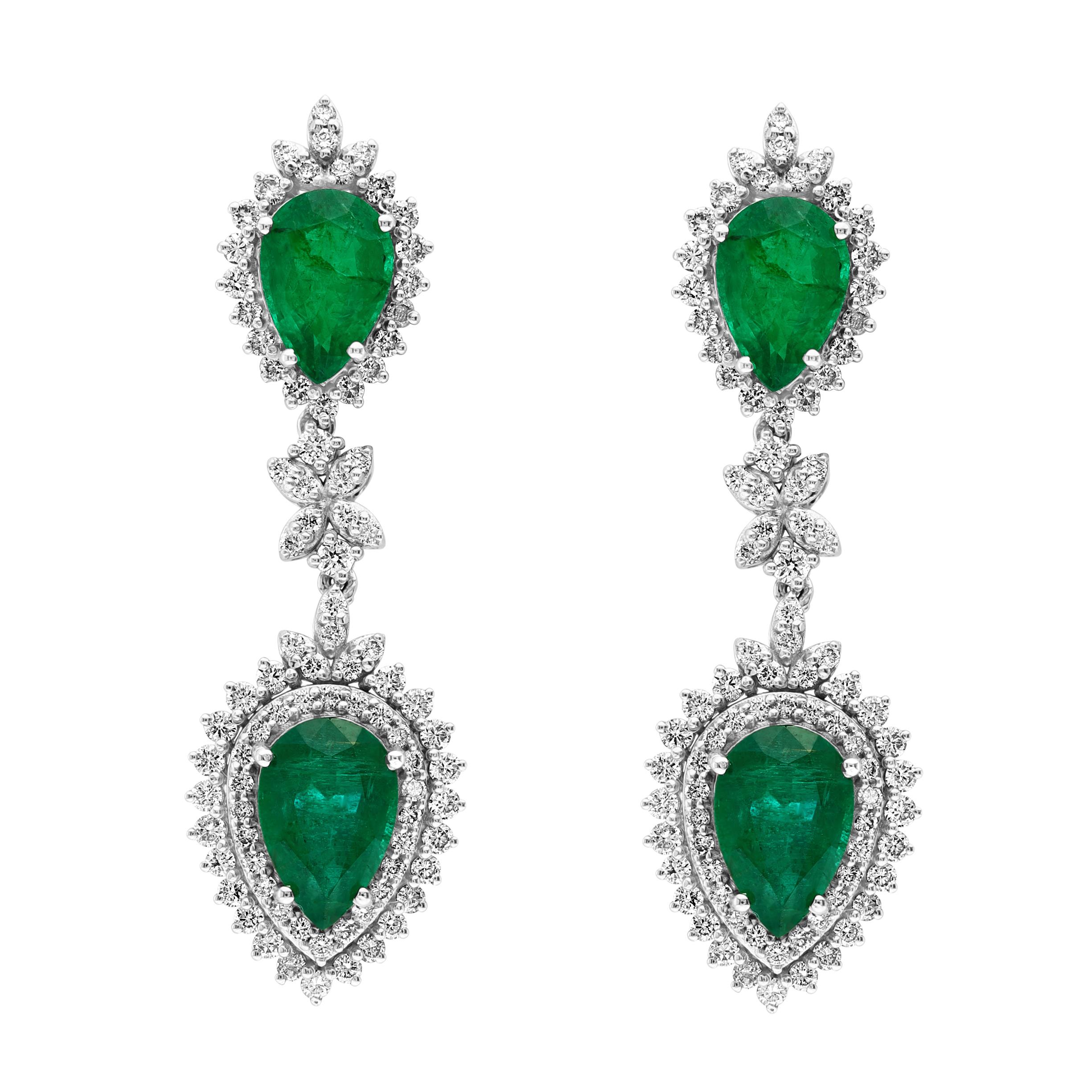 This 73 Ct Zambian Emerald and 22 Ct Diamond Necklace and Earring Bridal Suite is a true masterpiece that showcases the exceptional quality and beauty of Zambian Emeralds and diamonds. The emeralds on this set are all from Zambia and range in size