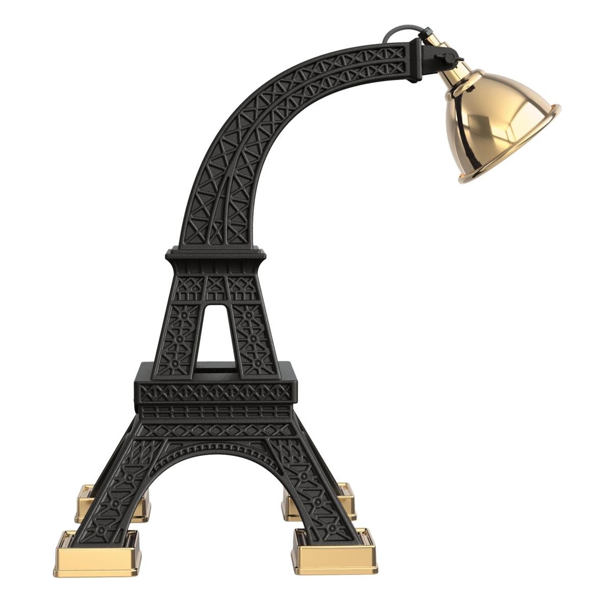 Italiano Lampada da terra Torre Eiffel di Paris Studio, alta 7,3 piedi e nera, Made in Italy in vendita