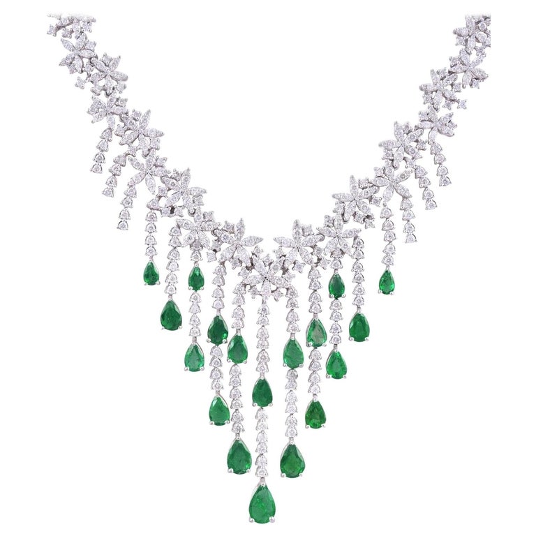 7.30 Carat Diamond Emerald 14 Karat White Gold Statement Necklace For Sale
