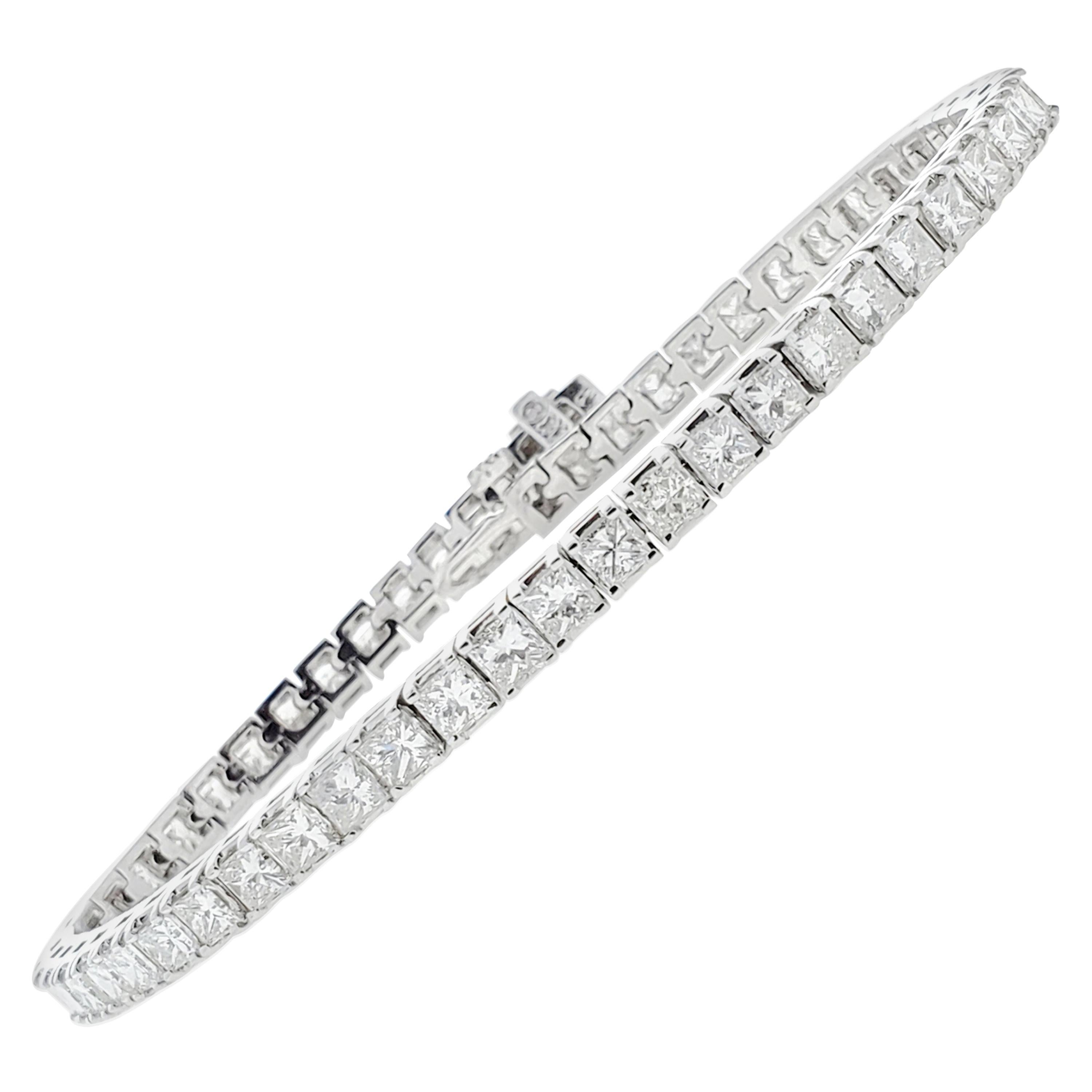 7.30 Carat Princess Diamond Tennis Bracelet in 14 Karat White Gold For Sale