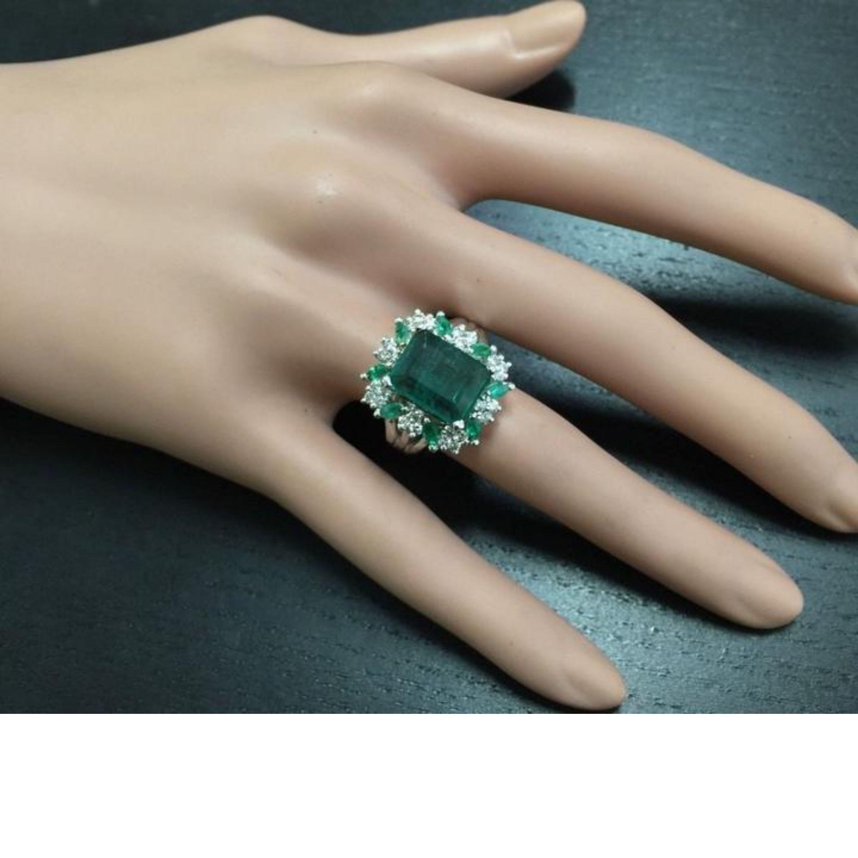 7.30 Carat Natural Emerald and Diamond 14 Karat Solid White Gold Ring For Sale 1