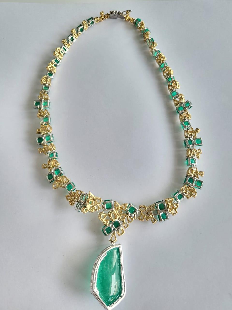 73.04 Carats Columbian Emerald Sugarloafs & Yellow Diamonds Choker Drop Necklace In New Condition In Hong Kong, HK