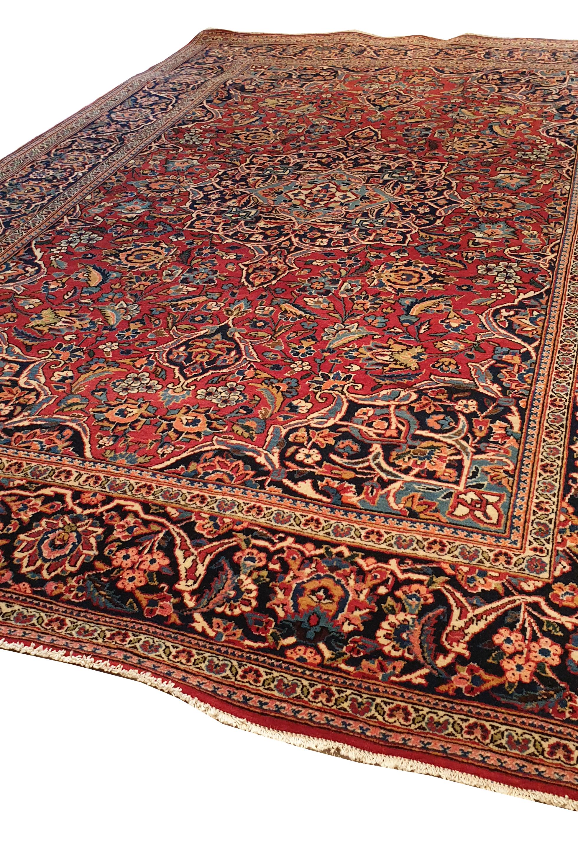 Hand-Knotted Oriental Carpet, 20th Century - N° 731 For Sale