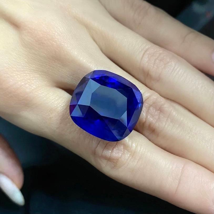 We love rare, unusual, one of a kind gemstones. 
For example like this one. 
Natural sapphire with an extraordinary intense Royal blue color. It's near to impossible even to see this stone but to have it in your private collection - great chance.