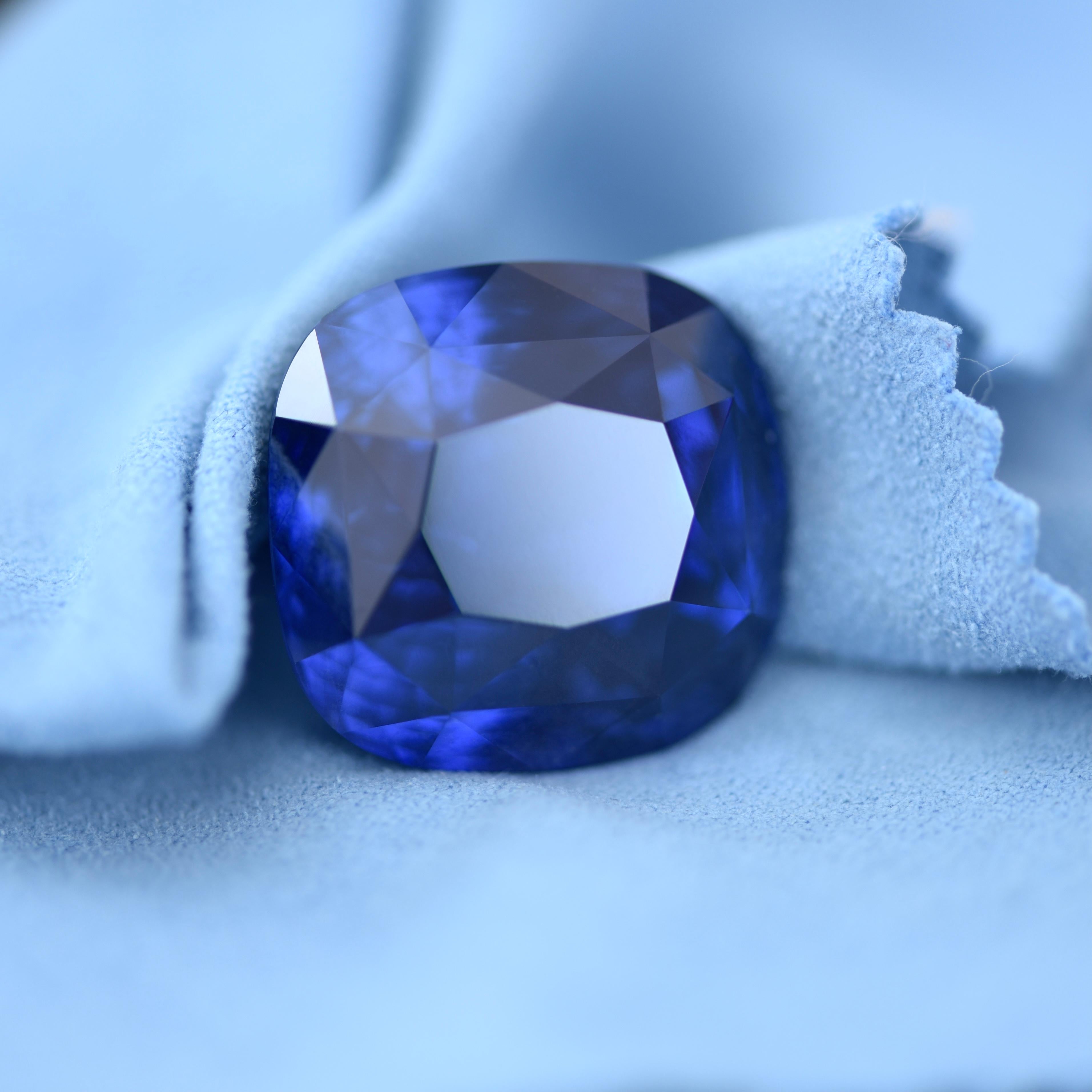 Modern 73, 16 Carat Natural Sri Lankan Royal Blue Sapphire GRS Certificate