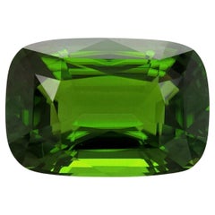Natürlicher grüner Peridot Edelstein 73,18 Karat mit GIA Bericht / JupiterGem