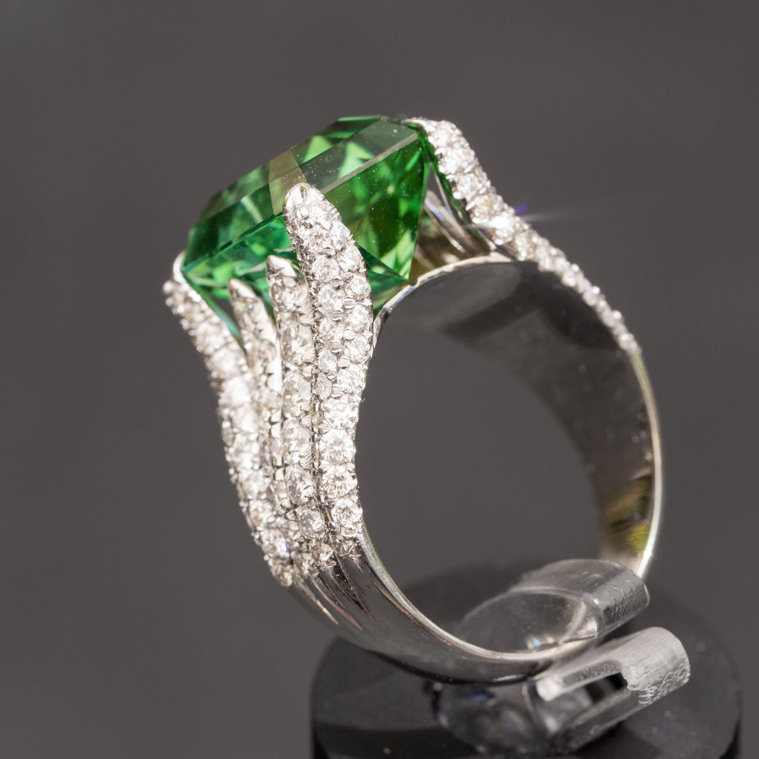 Women's 7.32 Carat Natural Green Tourmaline Ring with 1.92 Carat Natural Diamonds For Sale