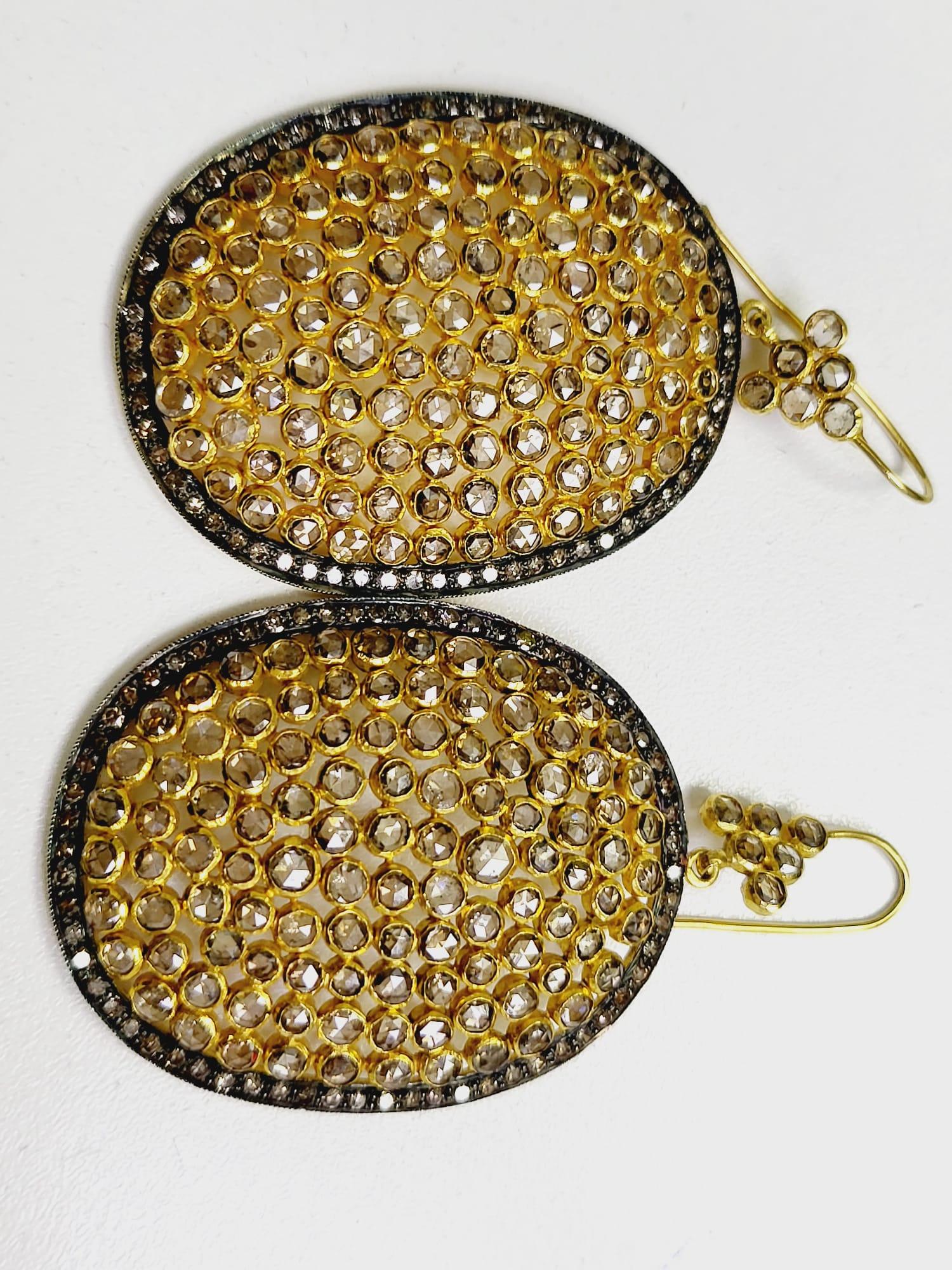 Pendants d'oreilles en or jaune 18 carats avec diamants ronds et taille rose de 7,32 carats en vente 5