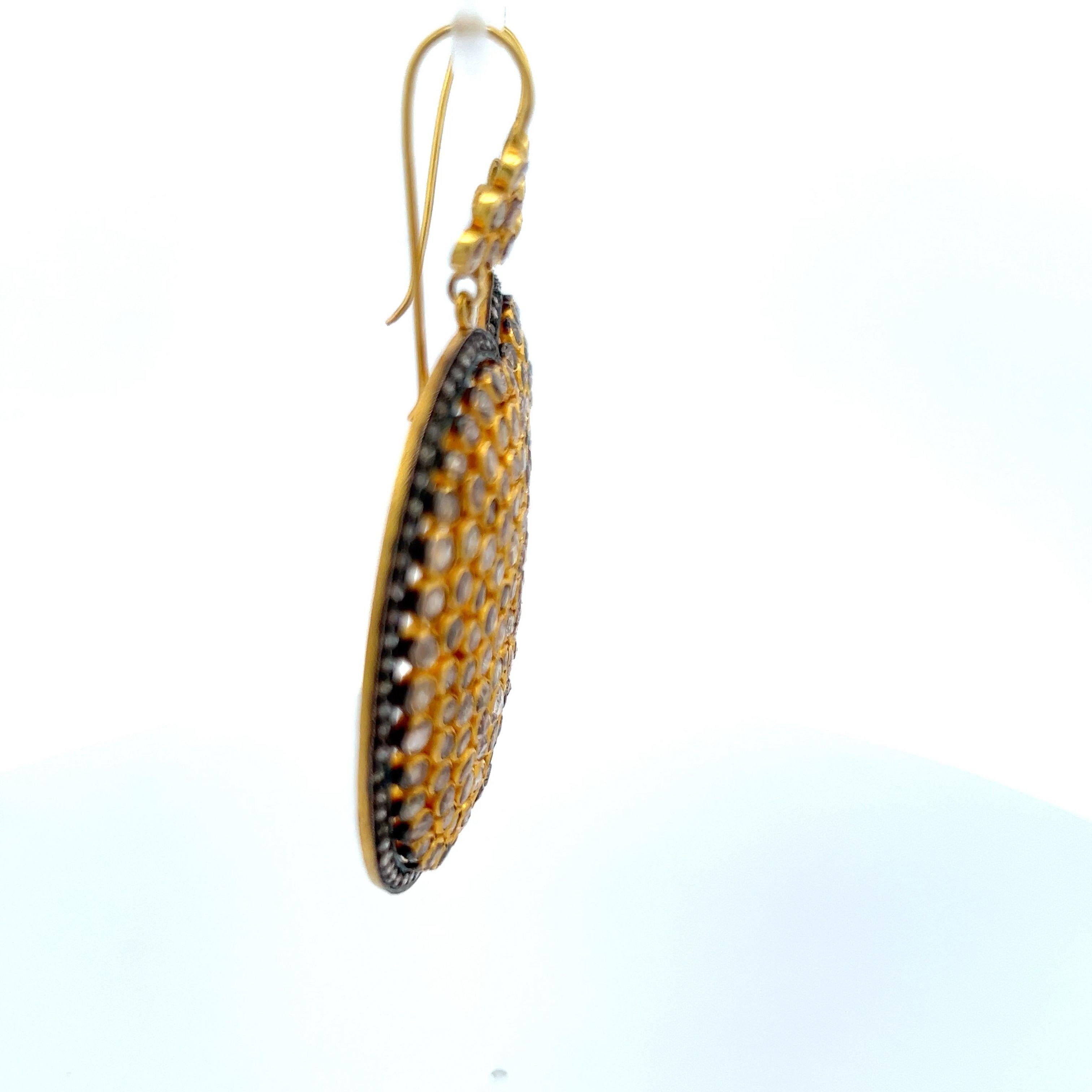 Pendants d'oreilles en or jaune 18 carats avec diamants ronds et taille rose de 7,32 carats Bon état - En vente à New York, NY