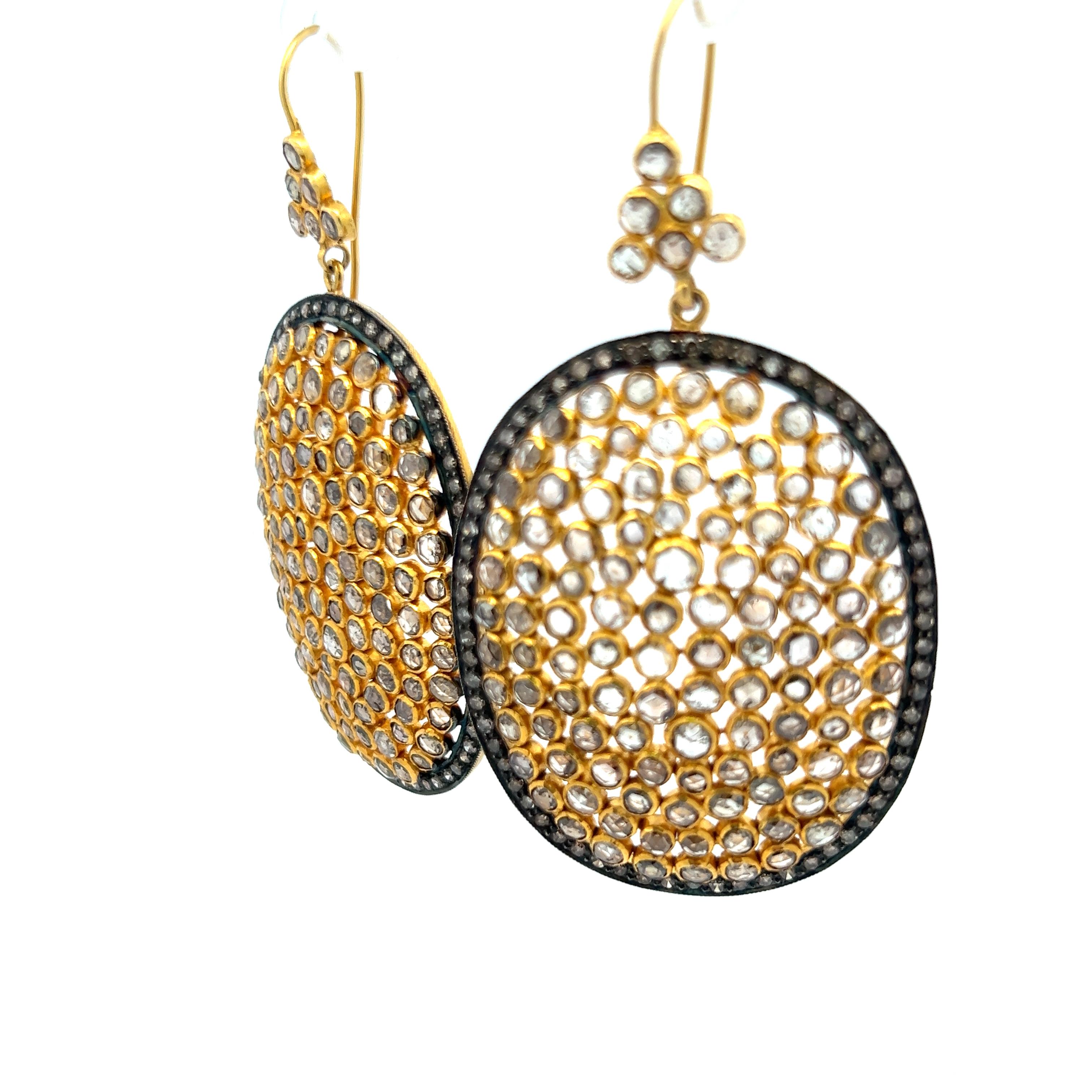 Pendants d'oreilles en or jaune 18 carats avec diamants ronds et taille rose de 7,32 carats en vente 4