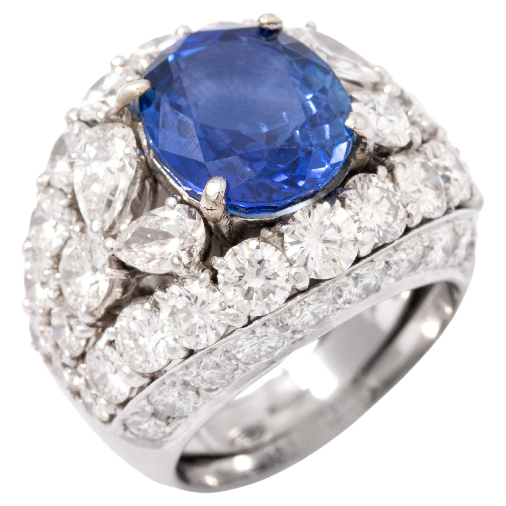 Oval Cut 7.33 Carat Sapphire Diamond Ring For Sale