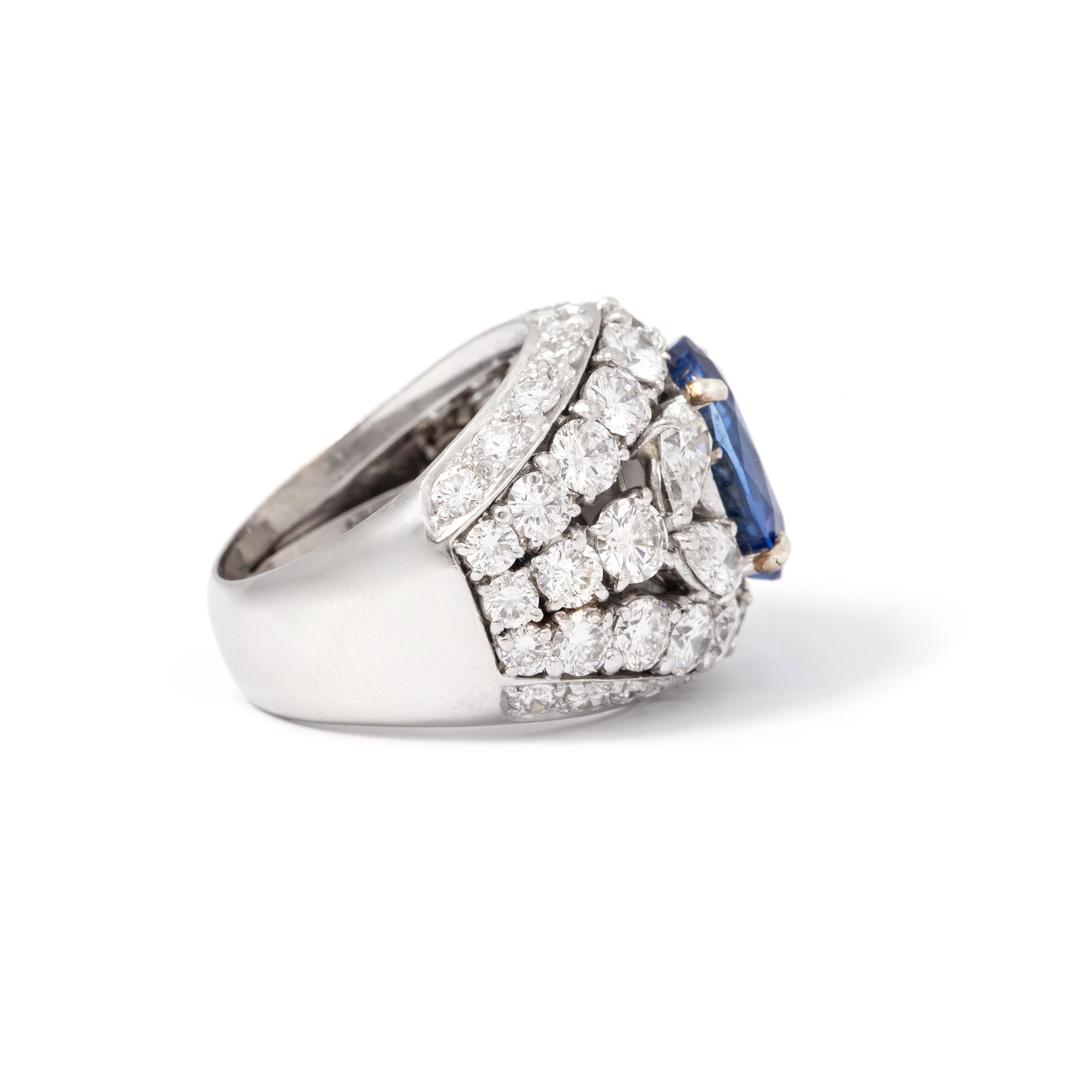 7.33 Carat Sapphire Diamond Ring In Excellent Condition For Sale In Geneva, CH