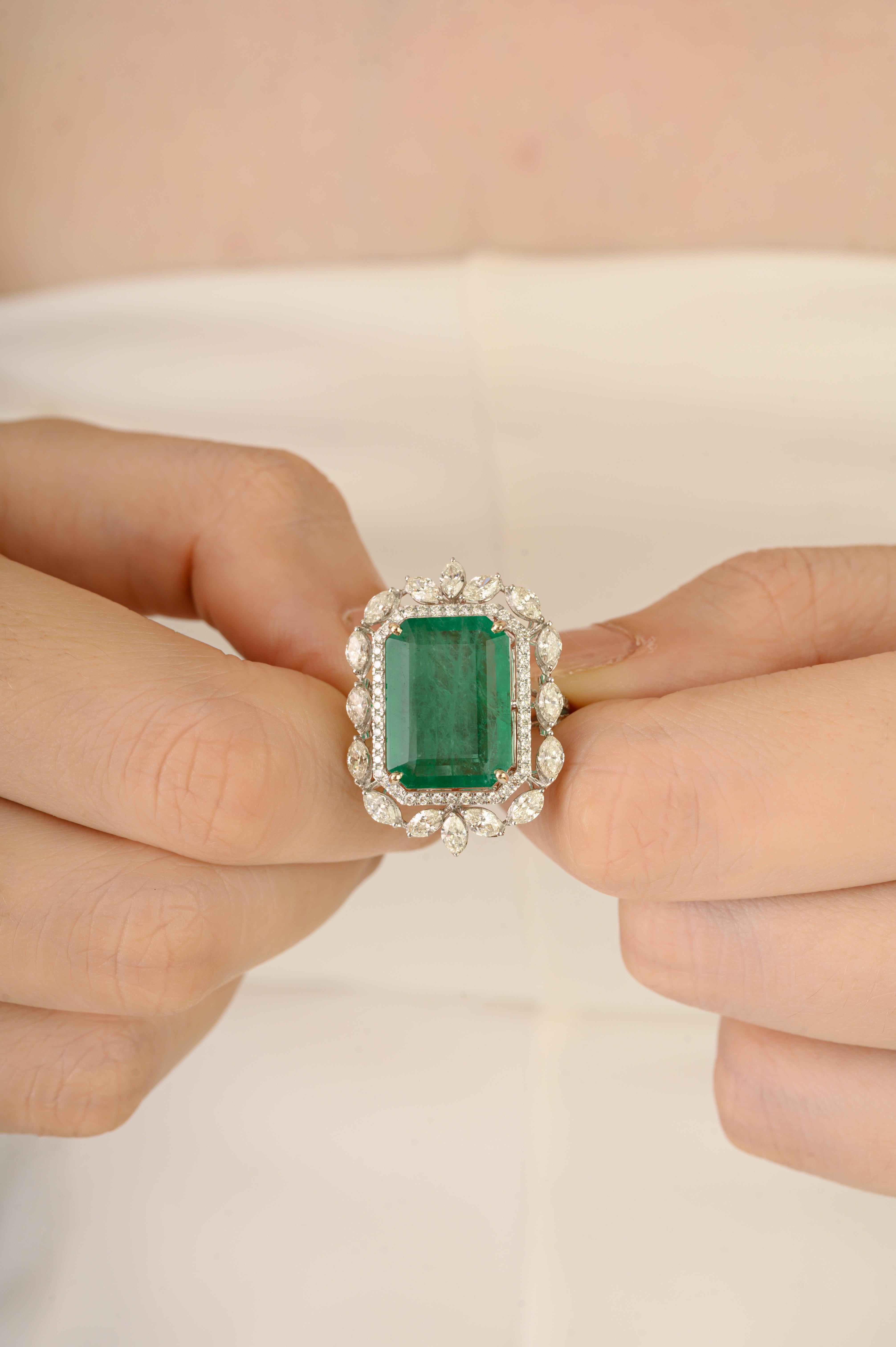 Im Angebot: 7,33 CTW Achteckiger sambischer Smaragd & Diamant Regal Cocktail Ring in 18K Weißgold () 13