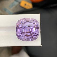 73.35 Carat Natural Loose Purplish No Heat Kunzite Cushion Cut Afghan Gemstone (pierre précieuse afghane taillée en coussin)