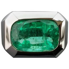 7.34 Carat Emerald and 18 Karat White Gold Band Ring