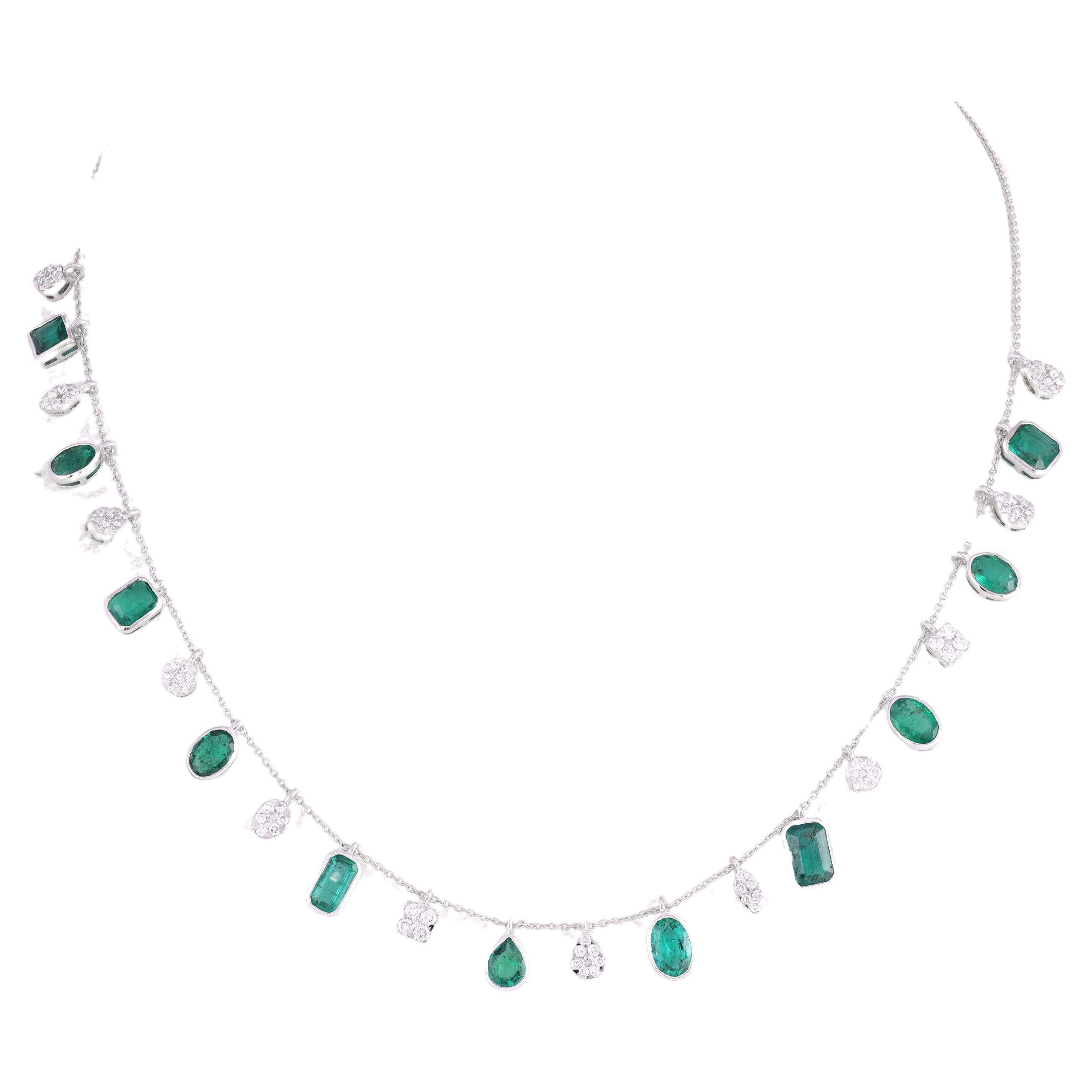  7.34 Carat Emerald & Diamond Chain Necklace in 18k White Gold For Sale