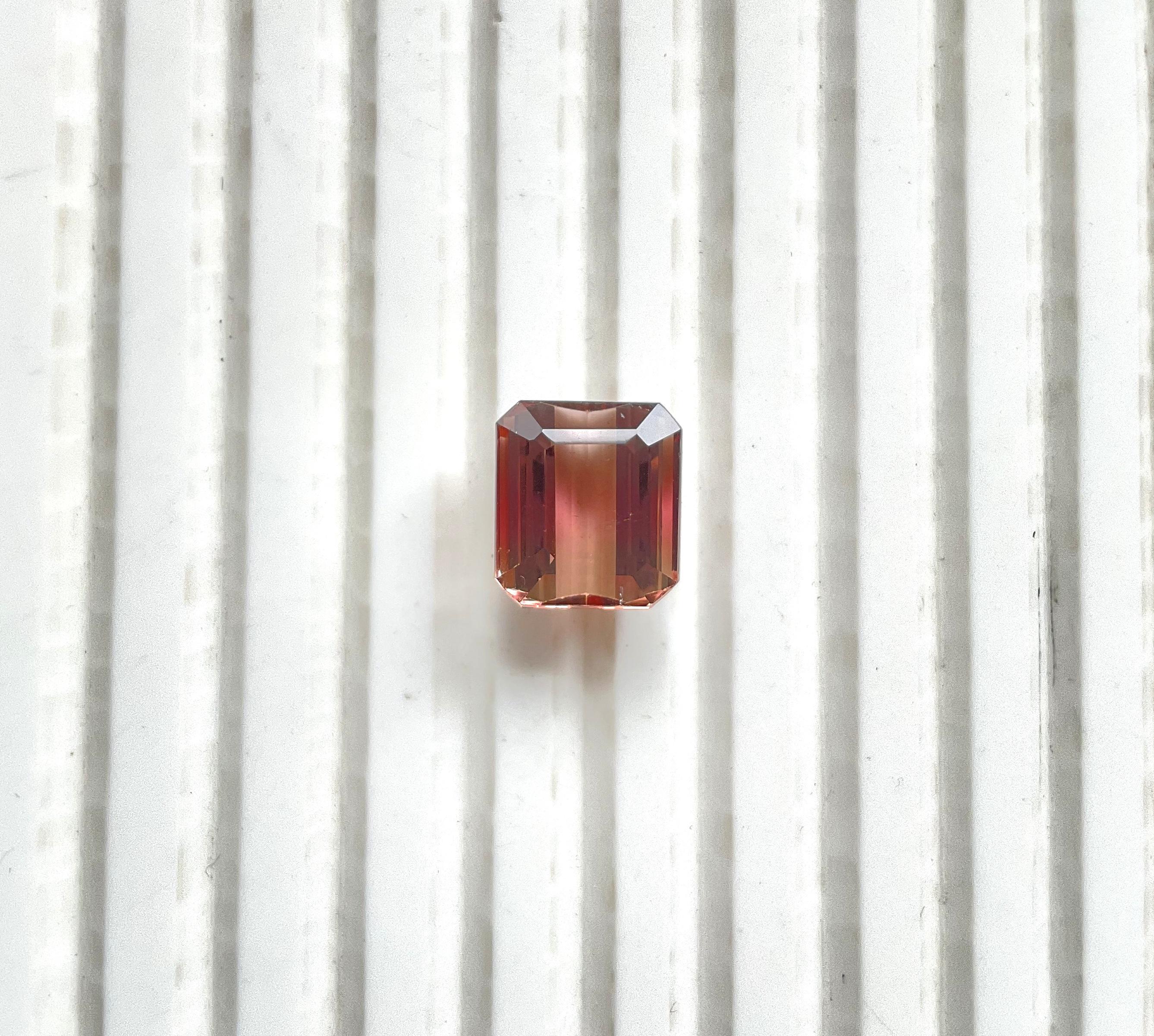 7,34 Karat Pfirsich Rosa Turmalin Achteck Facettenschliff Stein Natürlicher Edelstein für Damen oder Herren im Angebot