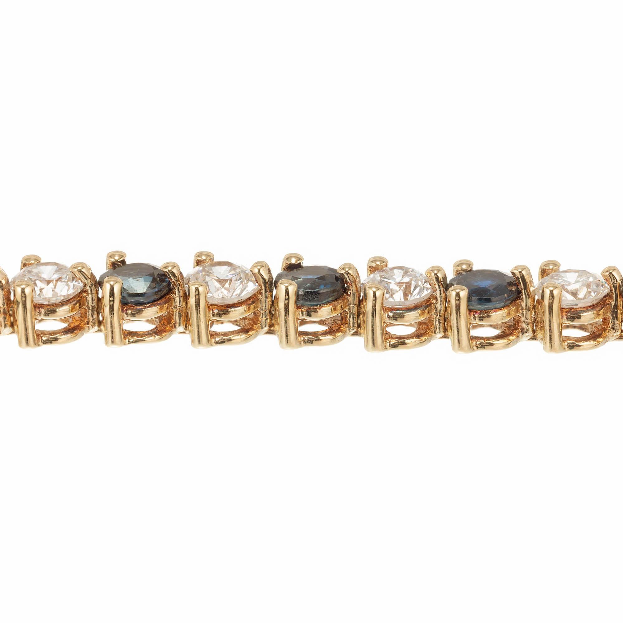 7.35 Carat Sapphire Diamond Gold Hinged Link Bracelet In Good Condition For Sale In Stamford, CT