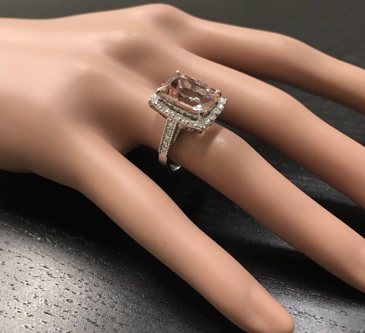 Women's 7.35 Carat Exquisite Natural Morganite and Diamond 14 Karat Solid Gold Ring For Sale